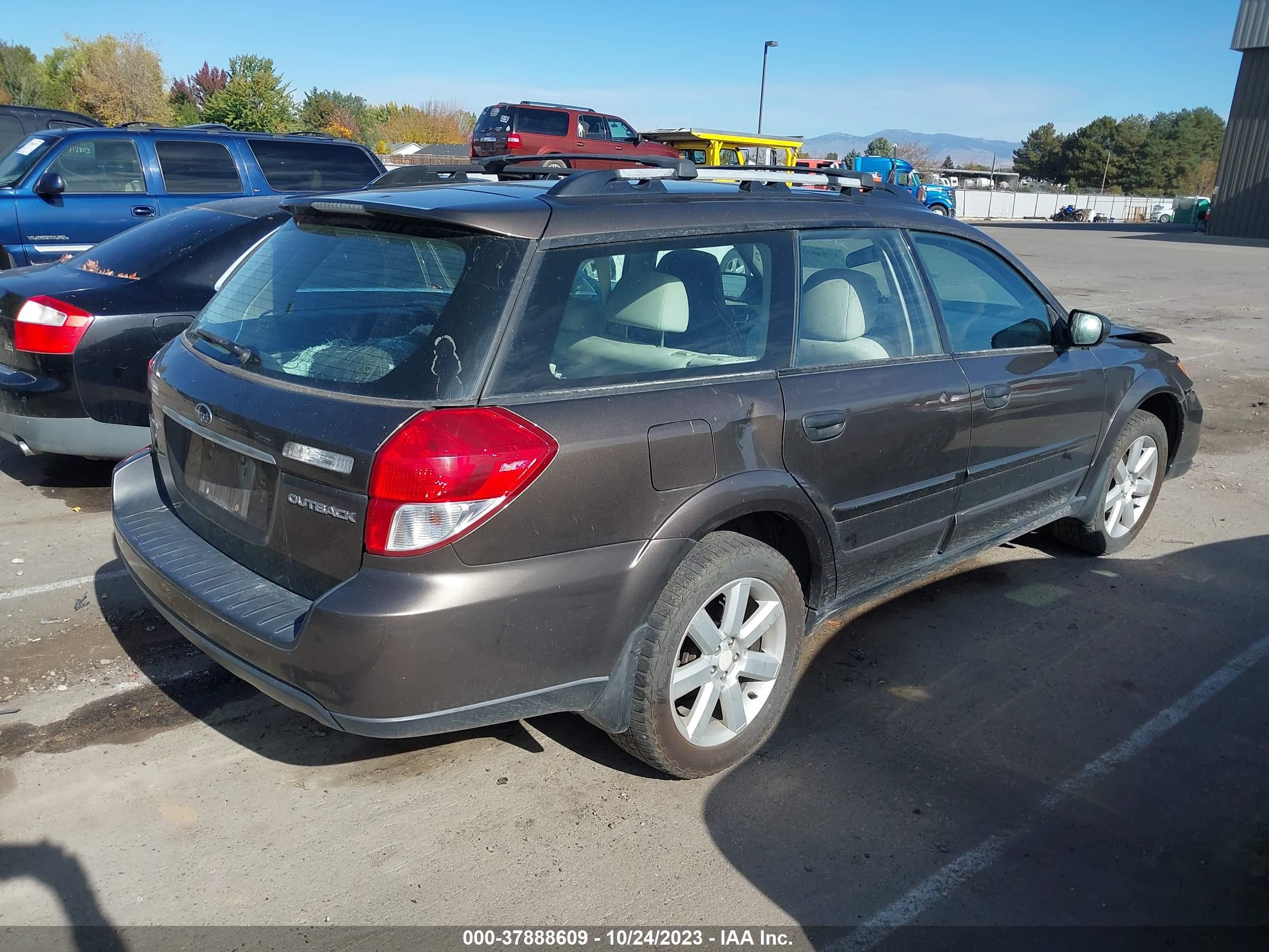 Photo 3 VIN: 4S4BP61C197310688 - SUBARU OUTBACK 