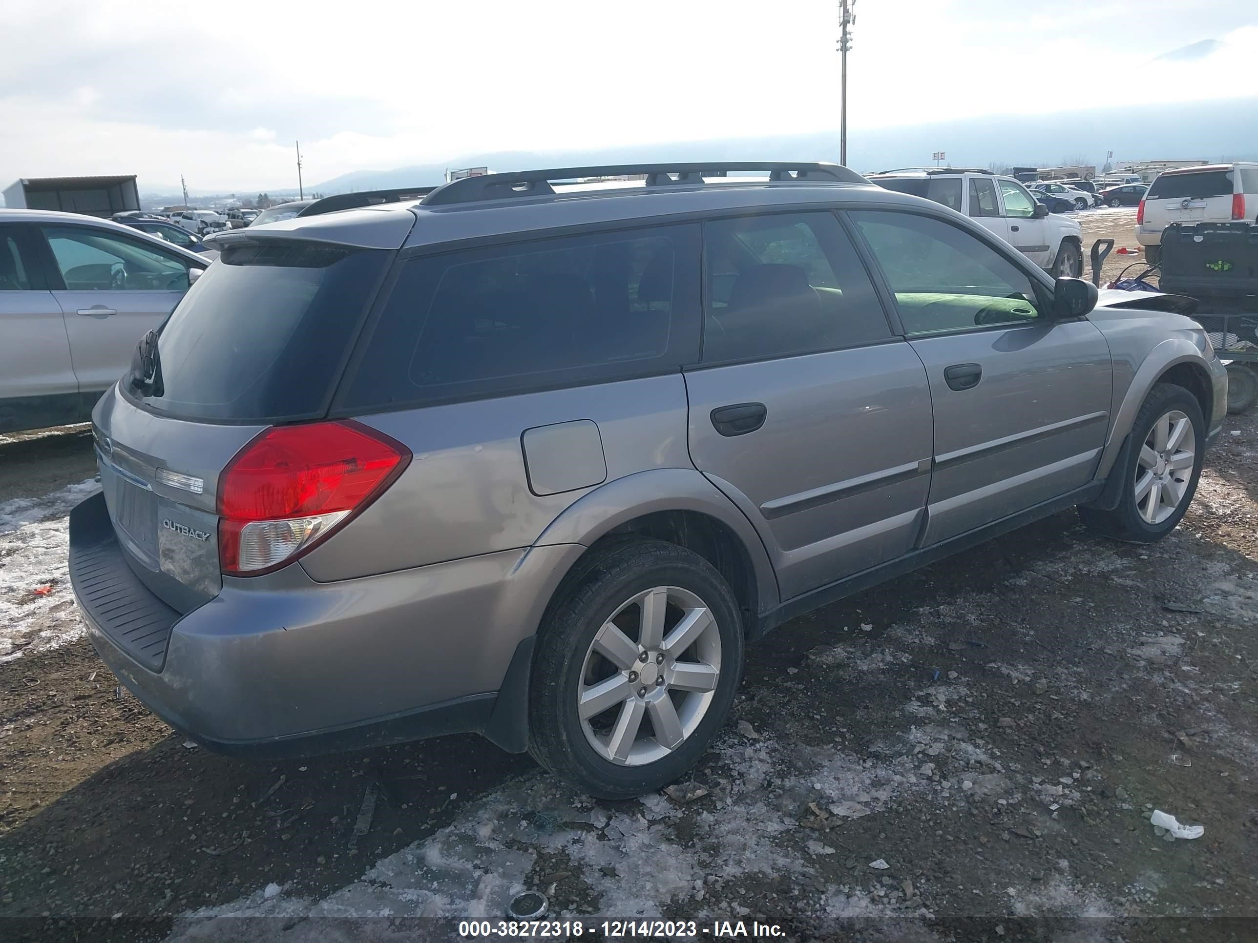 Photo 3 VIN: 4S4BP61C197332920 - SUBARU OUTBACK 