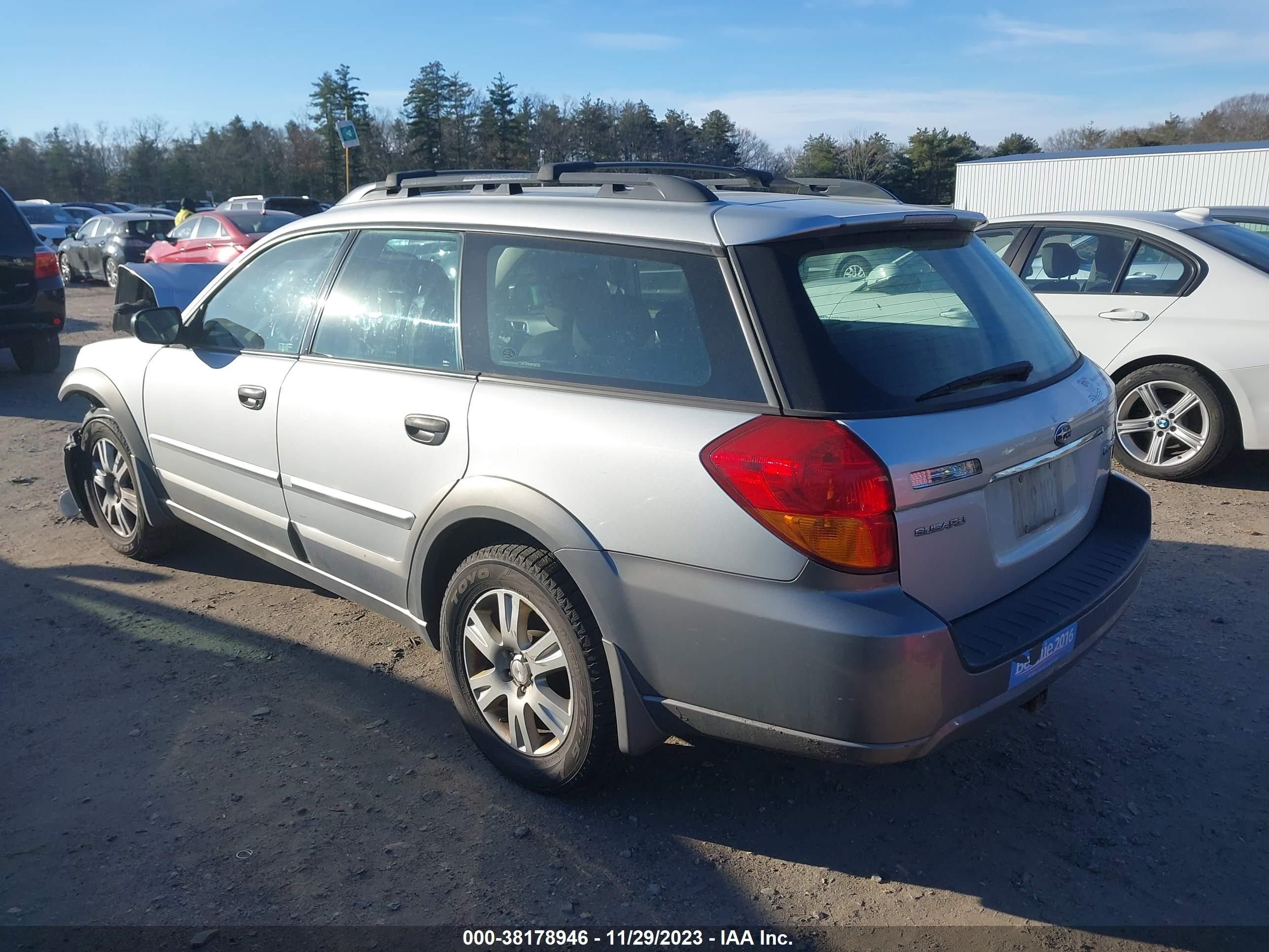 Photo 2 VIN: 4S4BP61C257393767 - SUBARU OUTBACK 