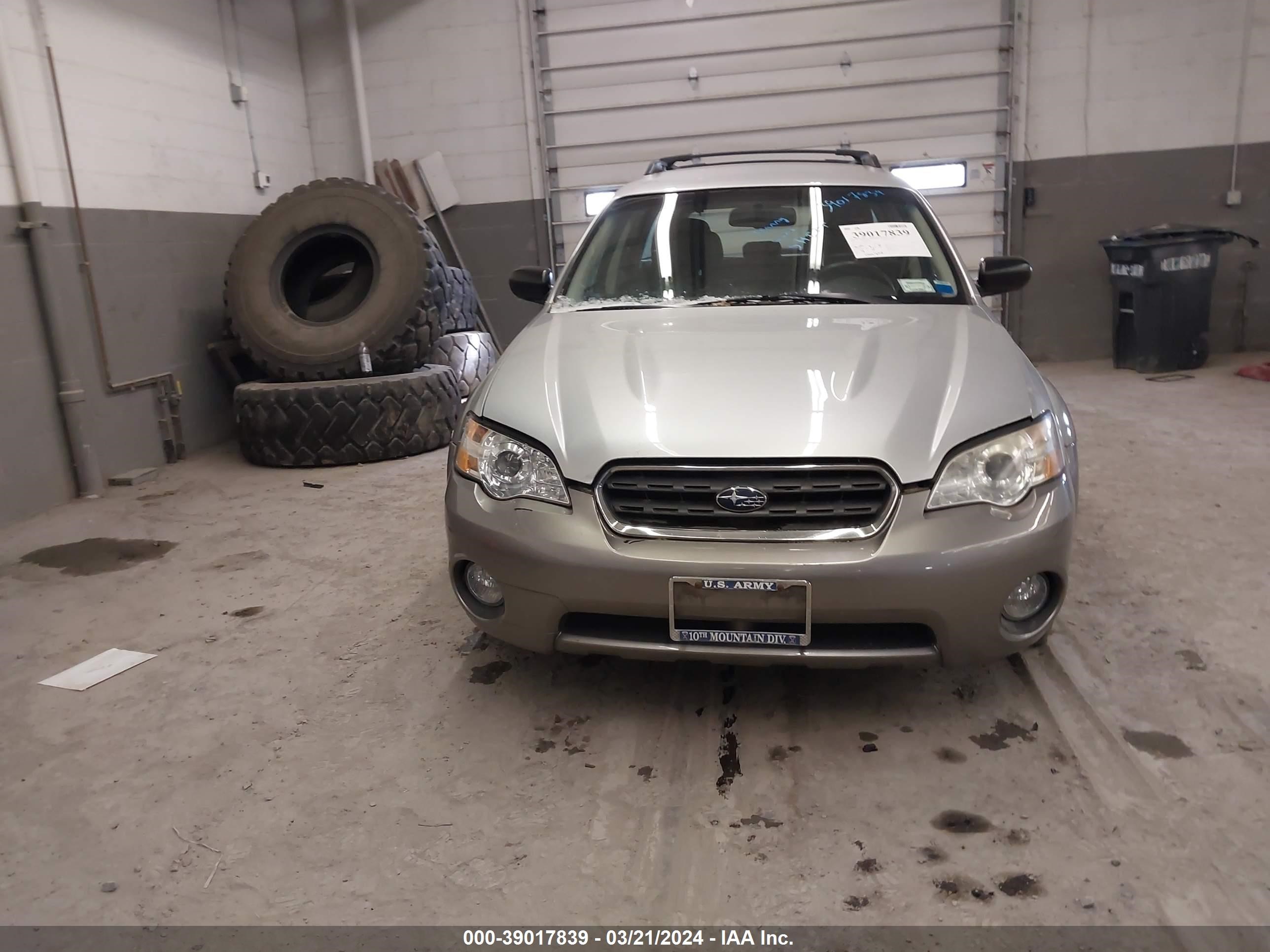 Photo 5 VIN: 4S4BP61C277322572 - SUBARU OUTBACK 