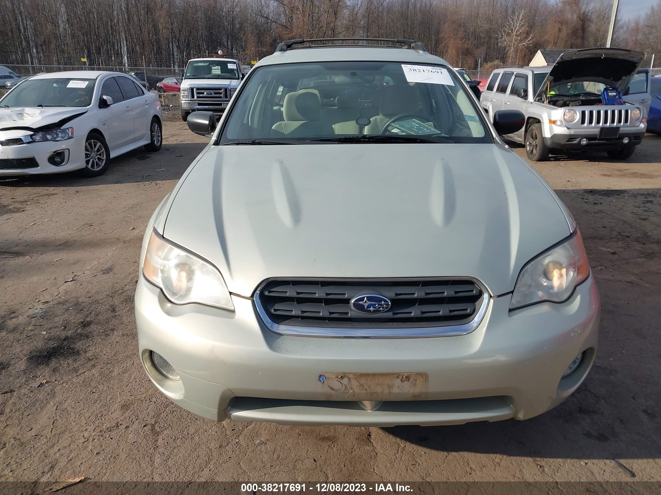 Photo 11 VIN: 4S4BP61C367322935 - SUBARU OUTBACK 