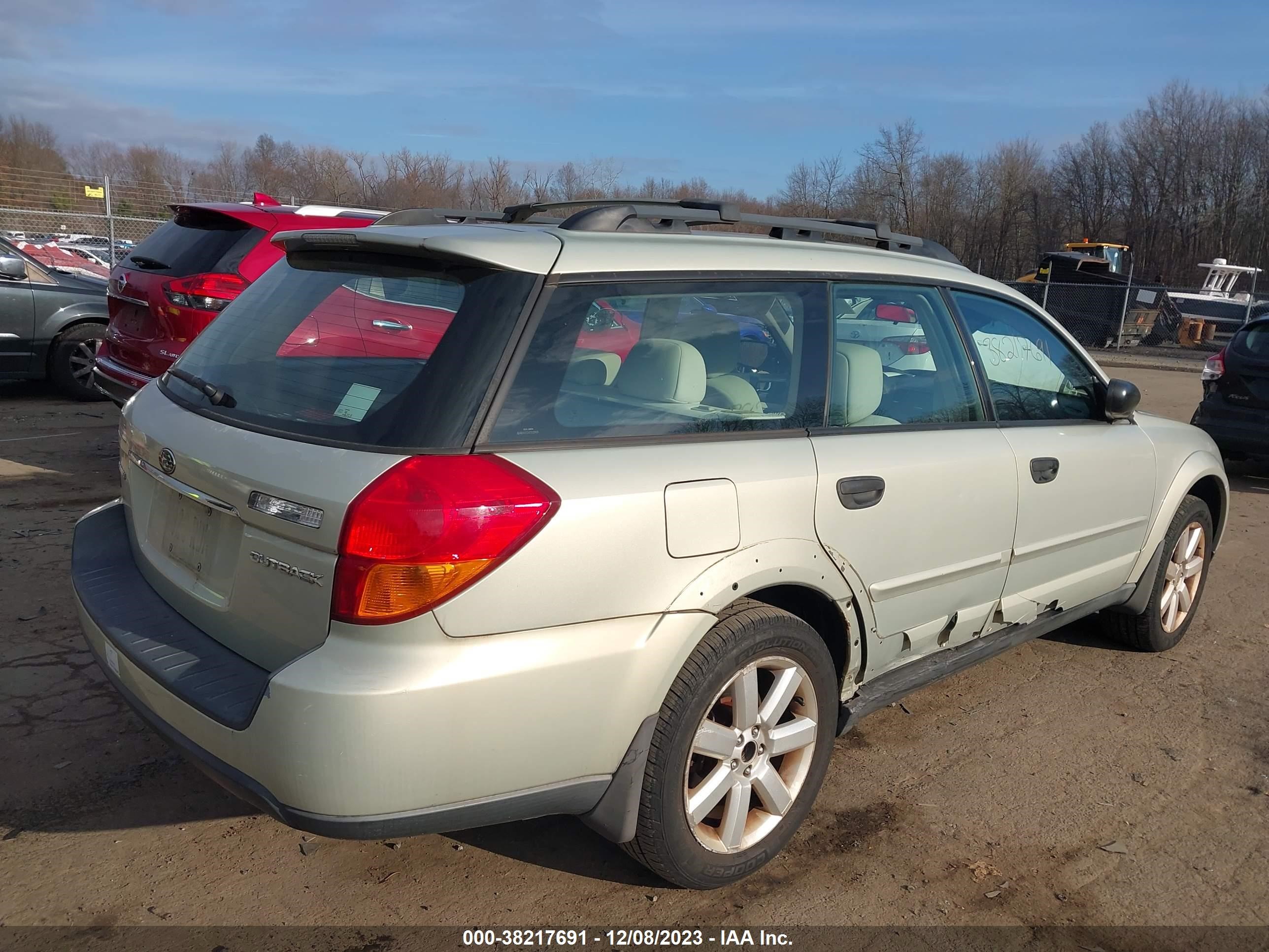 Photo 3 VIN: 4S4BP61C367322935 - SUBARU OUTBACK 