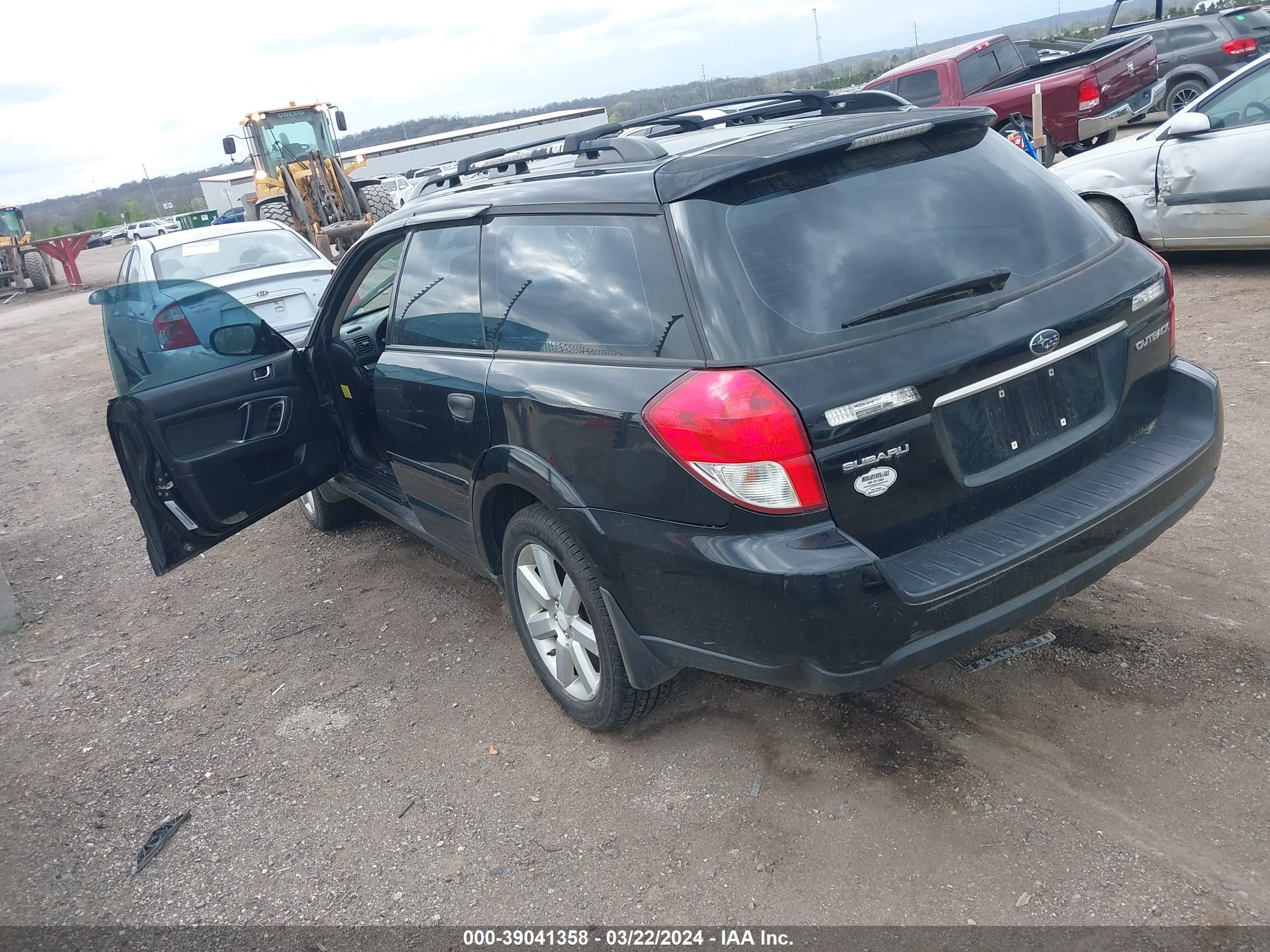 Photo 2 VIN: 4S4BP61C387346767 - SUBARU OUTBACK 