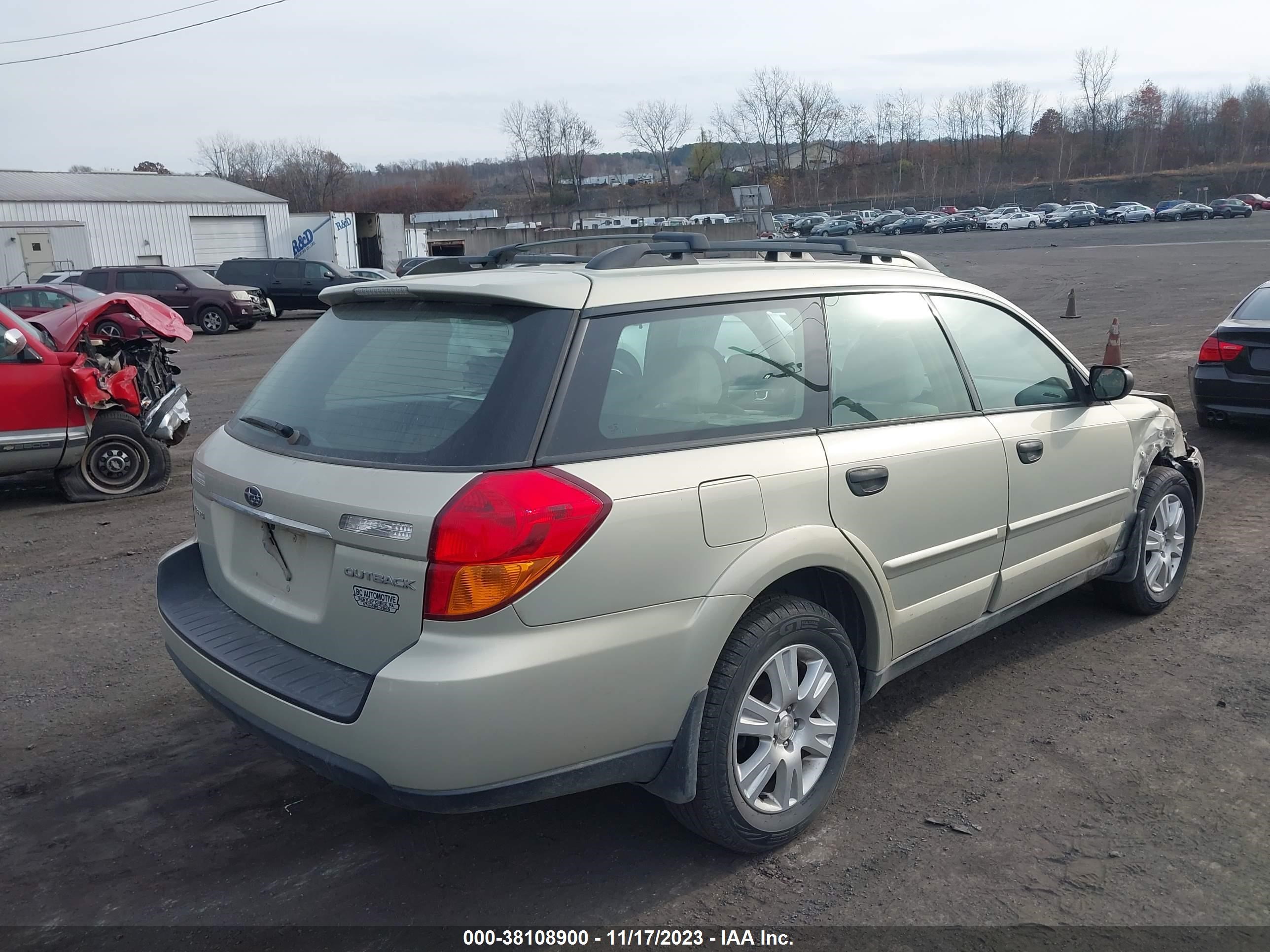 Photo 3 VIN: 4S4BP61C457388604 - SUBARU OUTBACK 