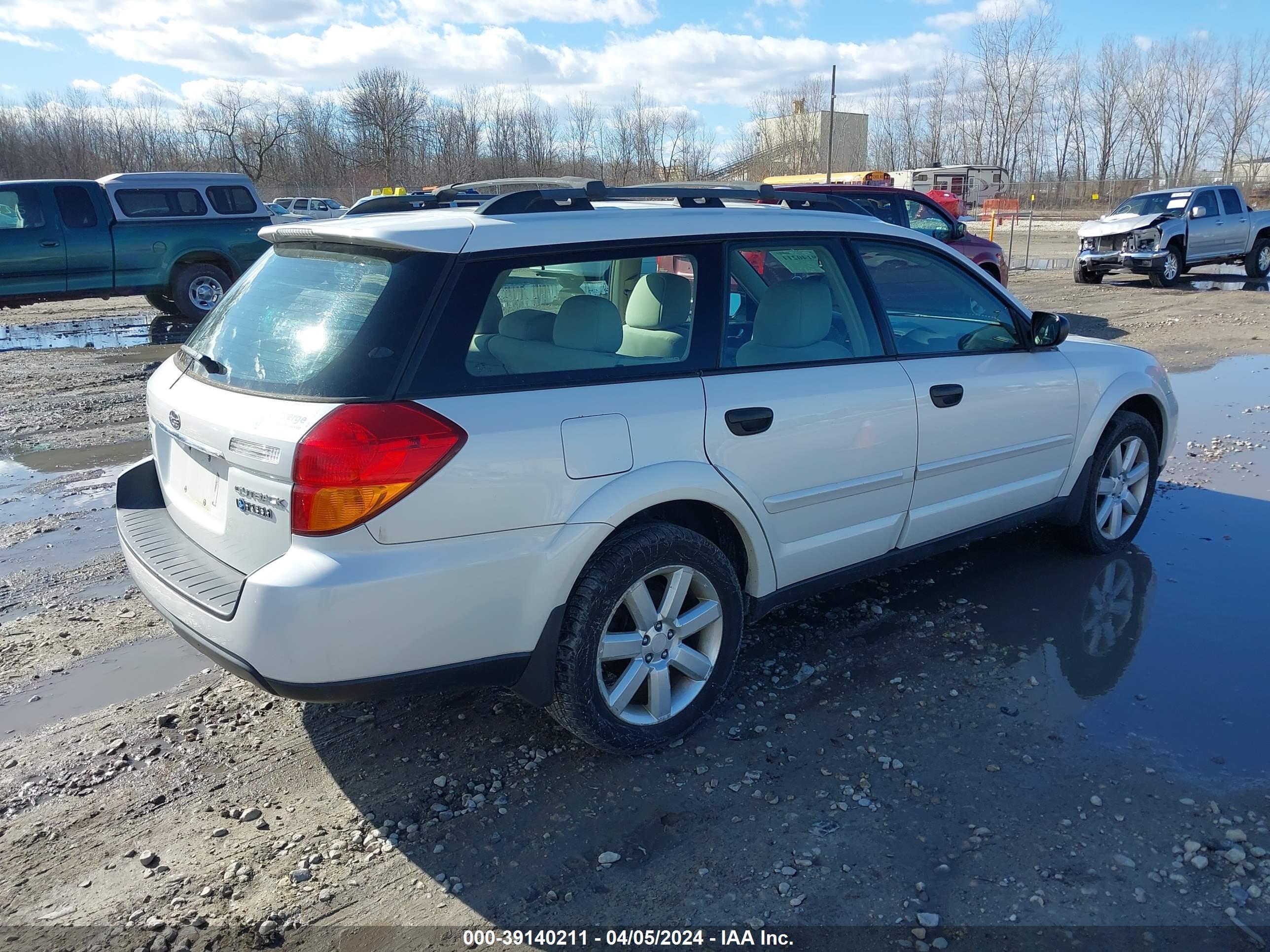 Photo 3 VIN: 4S4BP61C467360190 - SUBARU OUTBACK 