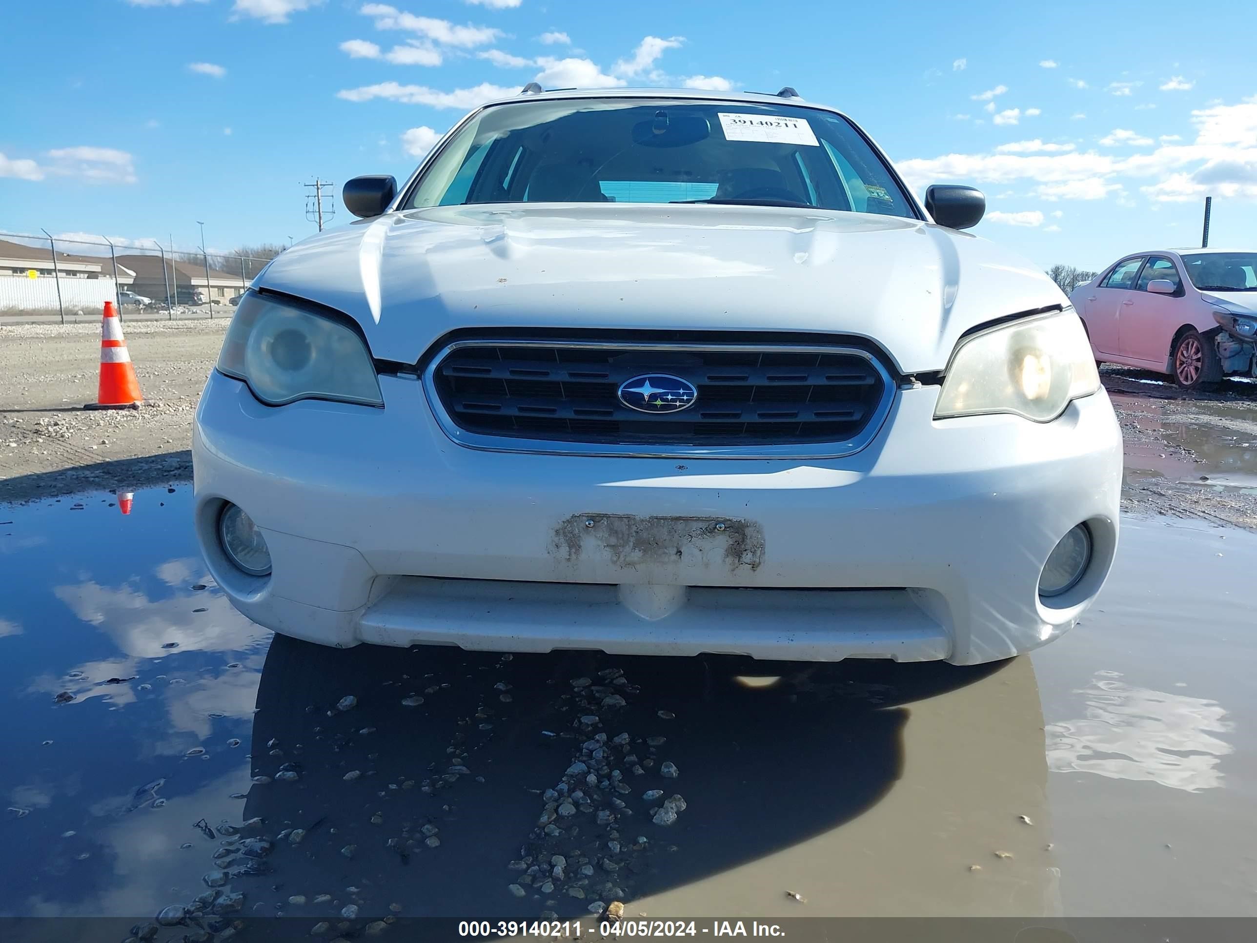 Photo 5 VIN: 4S4BP61C467360190 - SUBARU OUTBACK 