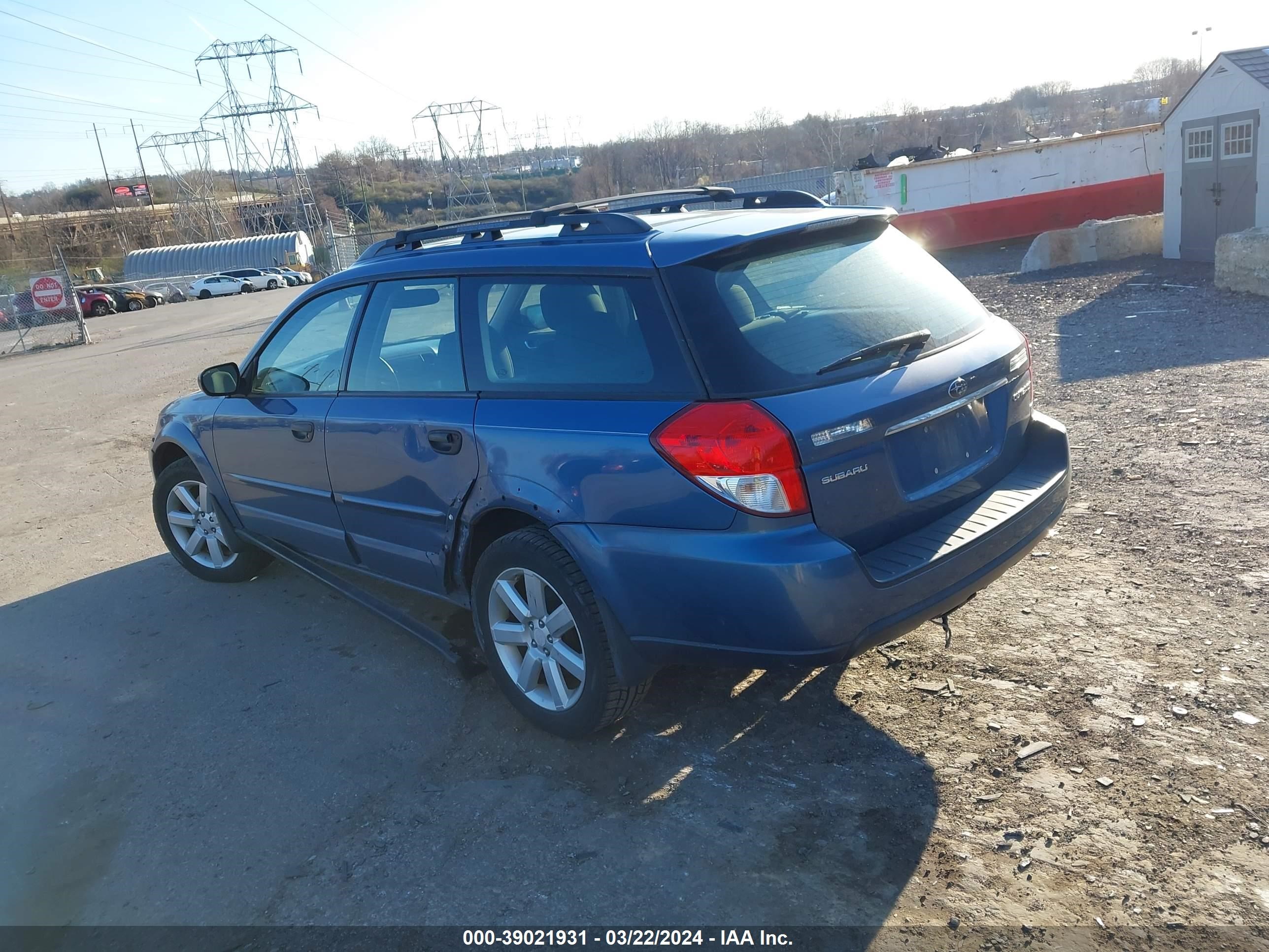 Photo 2 VIN: 4S4BP61C487334451 - SUBARU OUTBACK 