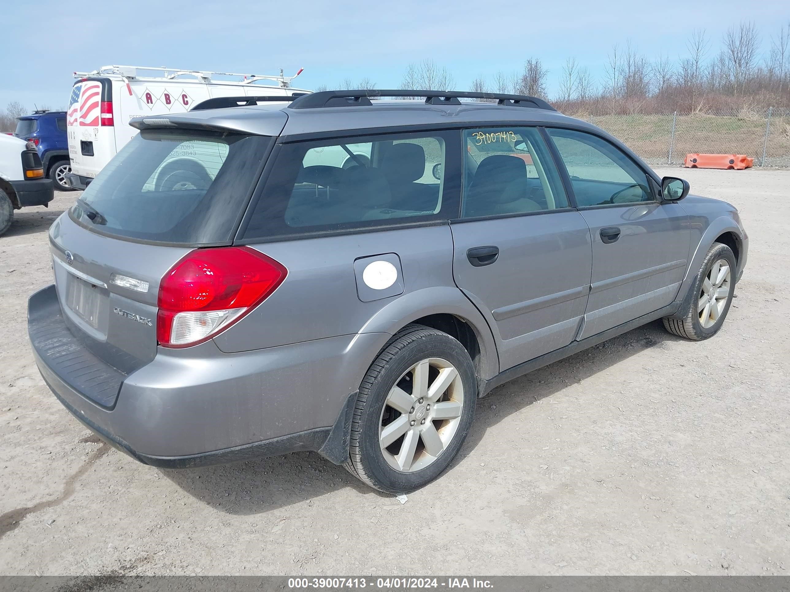 Photo 3 VIN: 4S4BP61C497311303 - SUBARU OUTBACK 