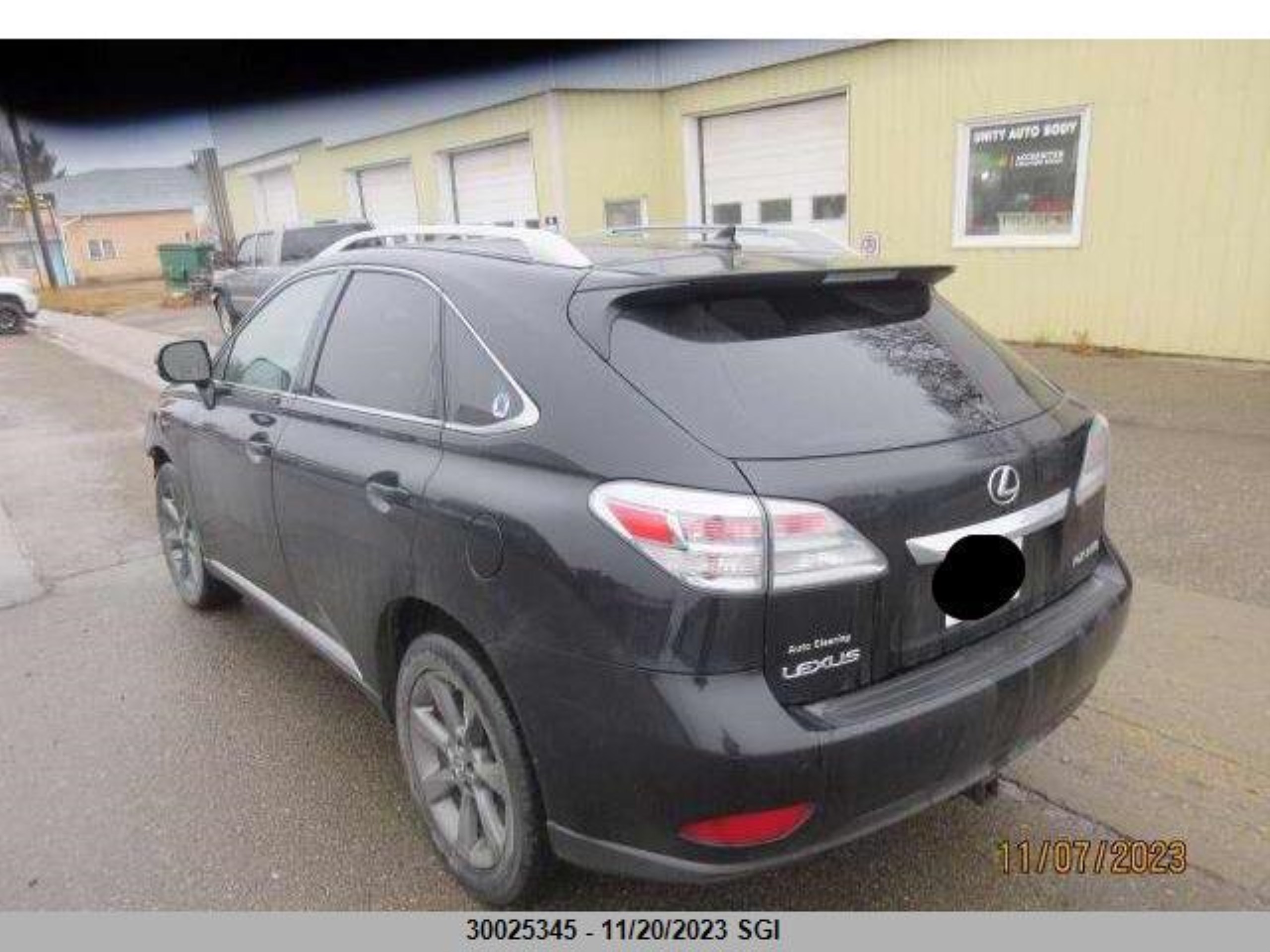 Photo 2 VIN: 4S4BP61C557387042 - LEXUS RX 