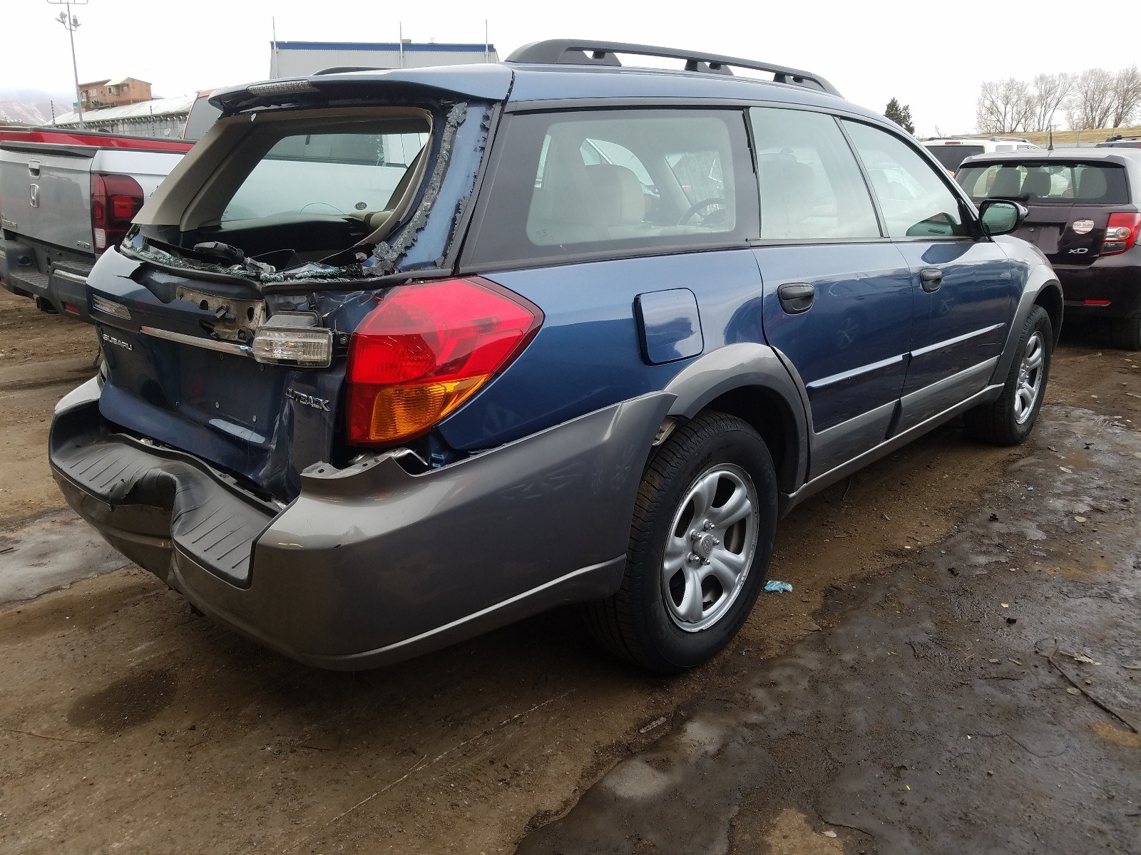 Photo 3 VIN: 4S4BP61C576333510 - SUBARU LEGACY OUT 