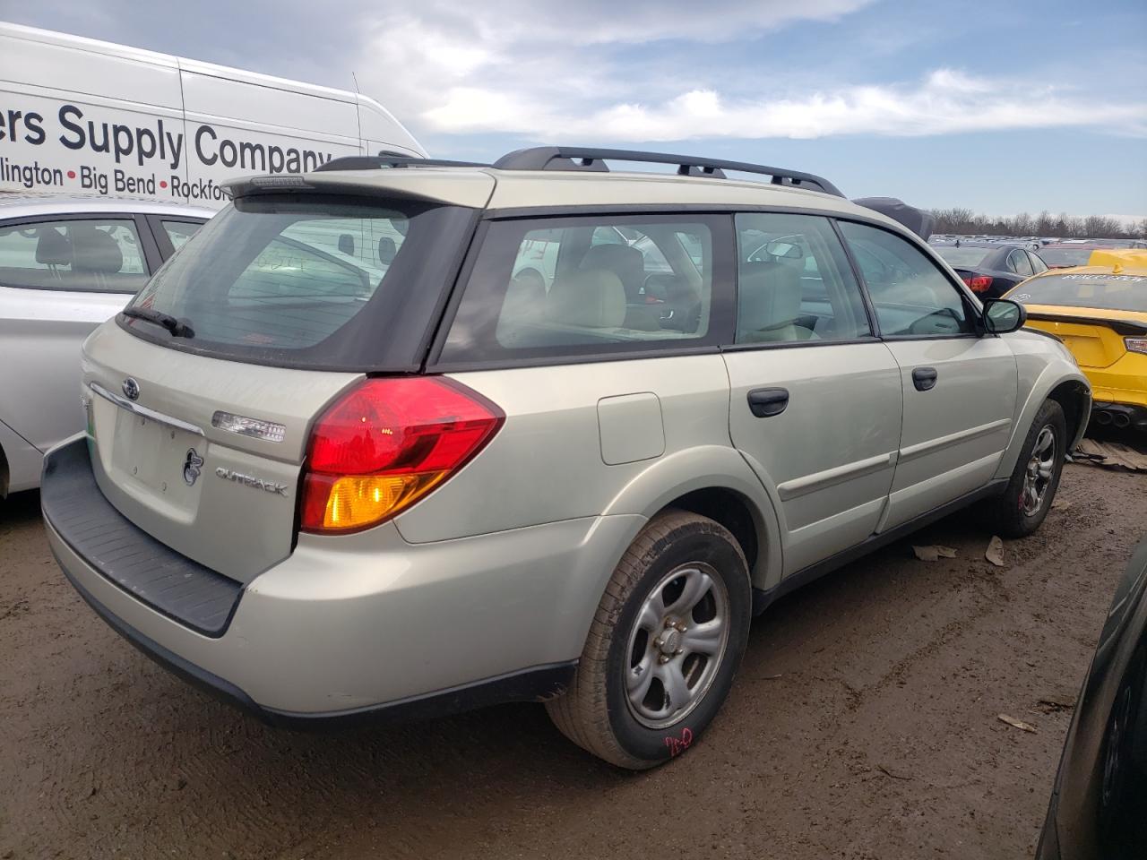 Photo 2 VIN: 4S4BP61C677339469 - SUBARU OUTBACK 