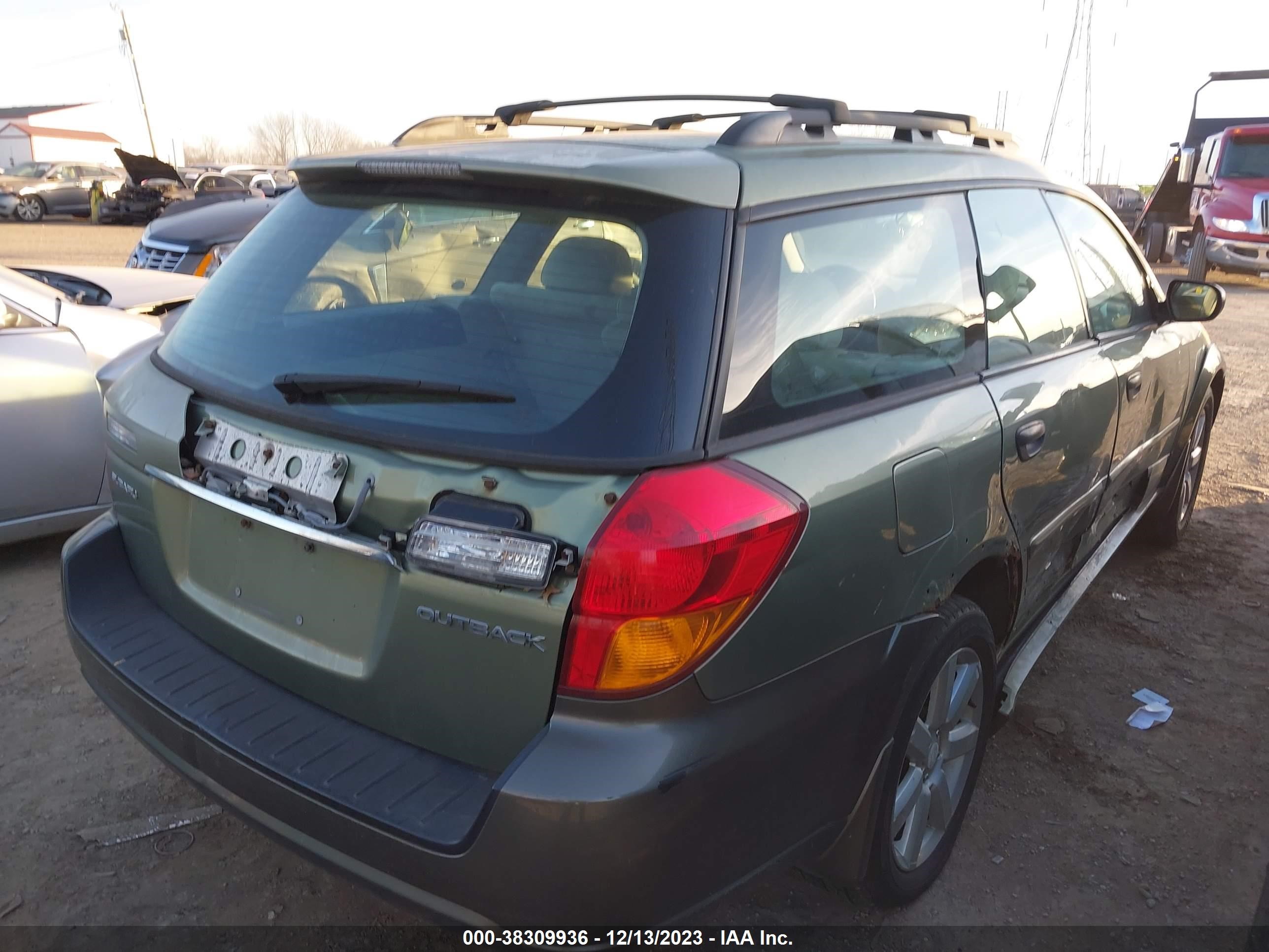 Photo 5 VIN: 4S4BP61C677340878 - SUBARU OUTBACK 