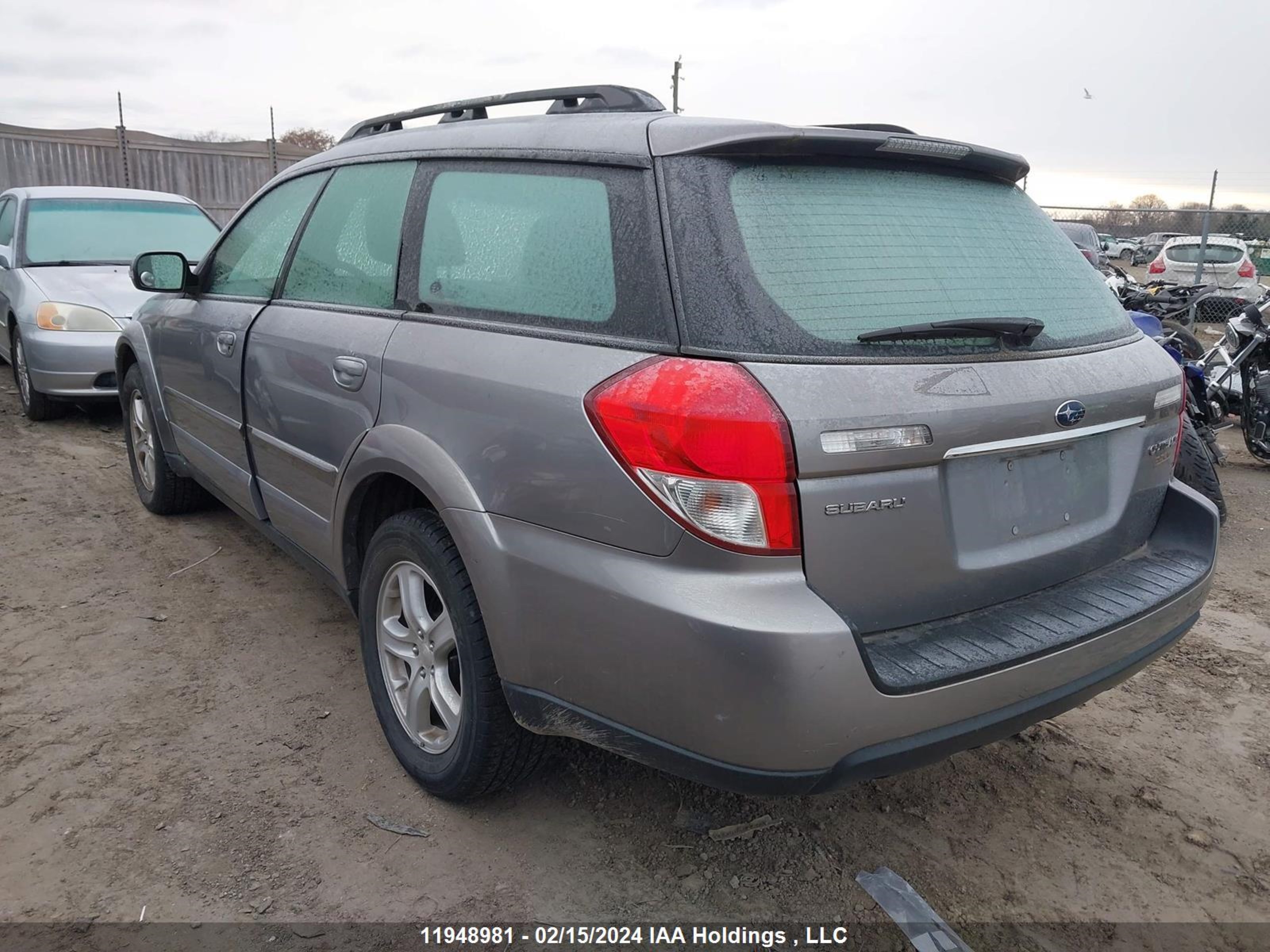 Photo 2 VIN: 4S4BP61C697300044 - SUBARU OUTBACK 