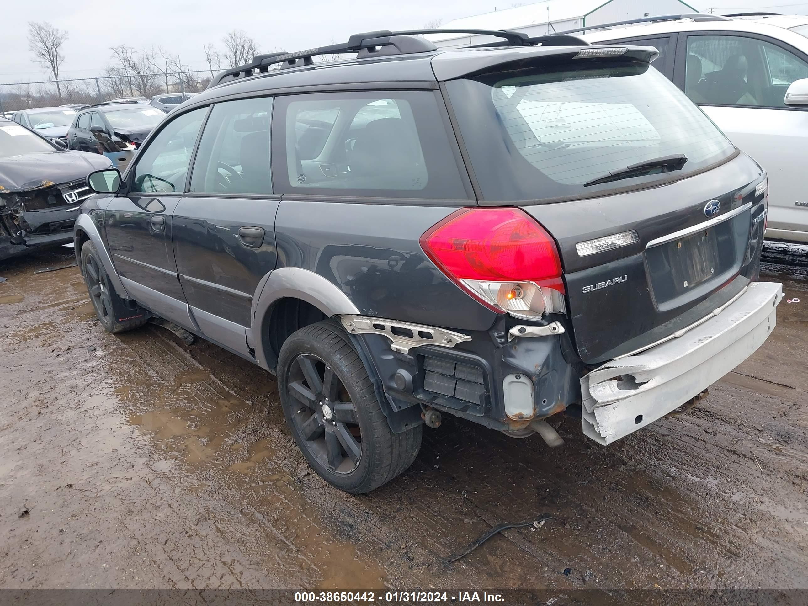 Photo 2 VIN: 4S4BP61C697327857 - SUBARU OUTBACK 