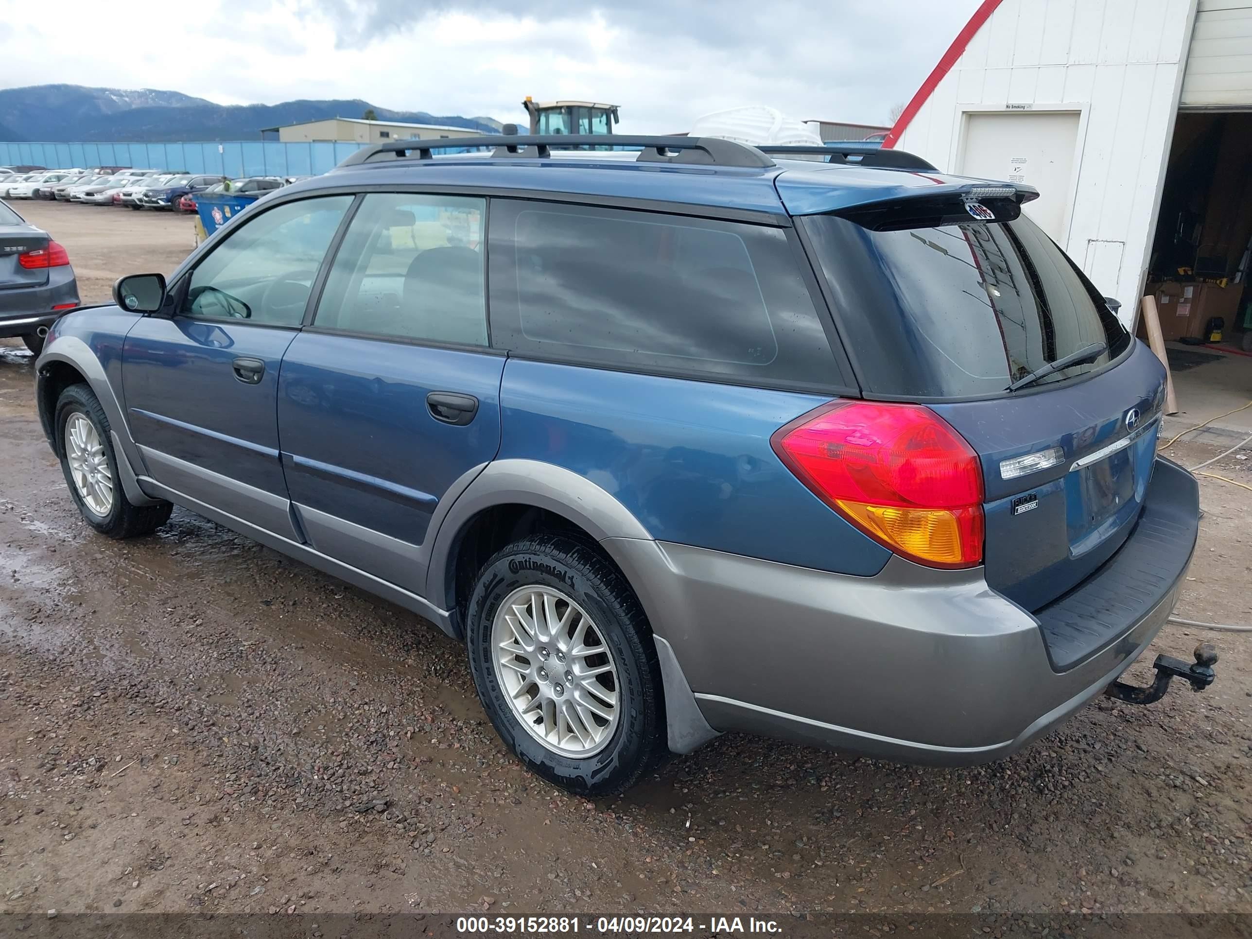 Photo 2 VIN: 4S4BP61C757304968 - SUBARU OUTBACK 