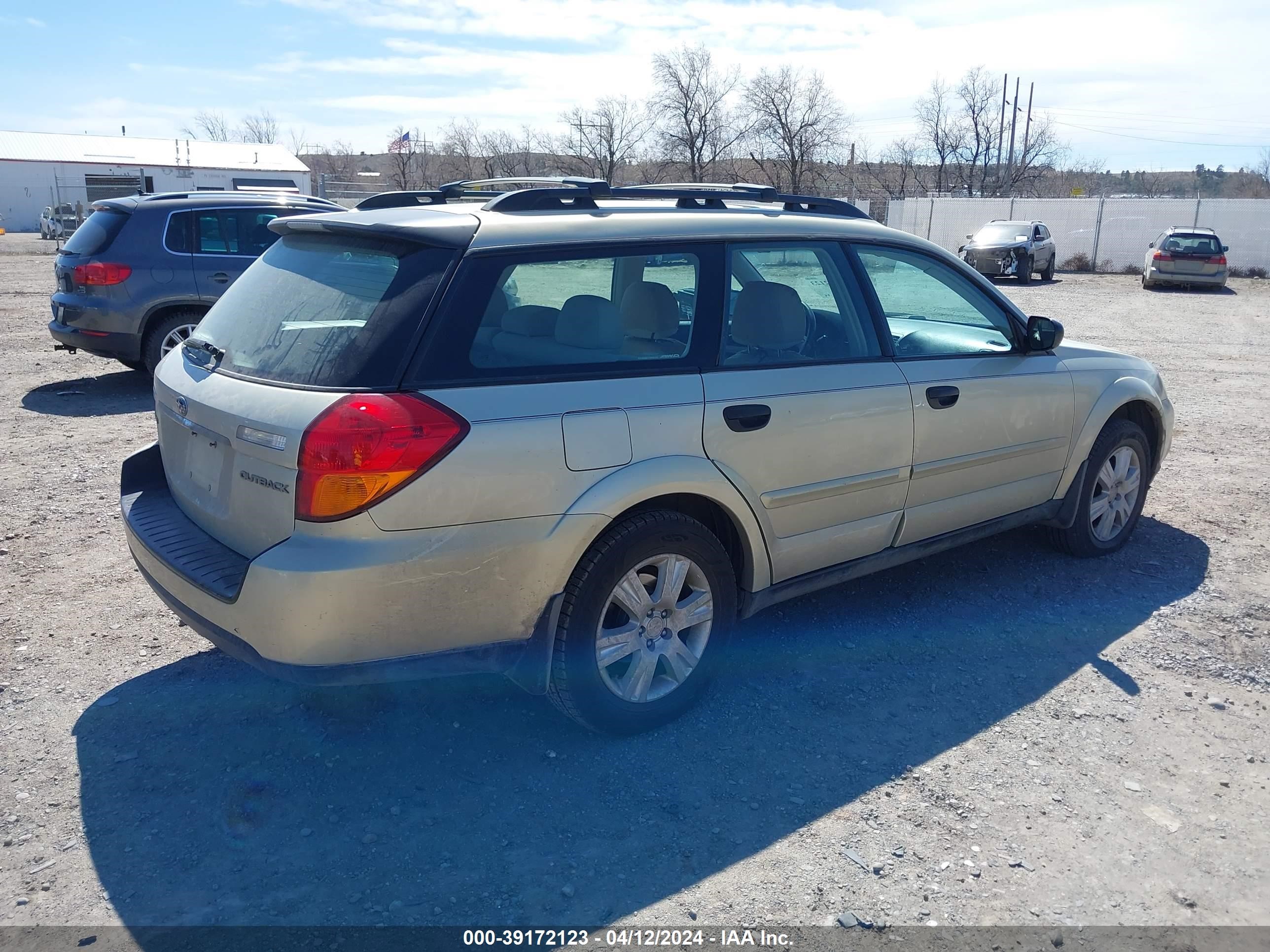 Photo 3 VIN: 4S4BP61C857372843 - SUBARU OUTBACK 