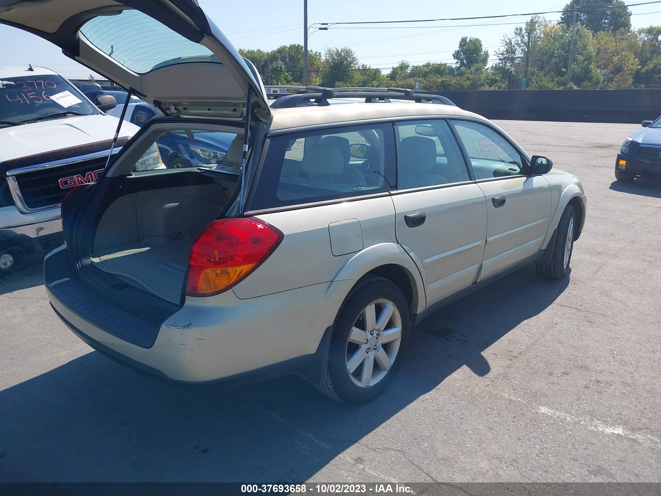 Photo 3 VIN: 4S4BP61C867357177 - SUBARU LEGACY 