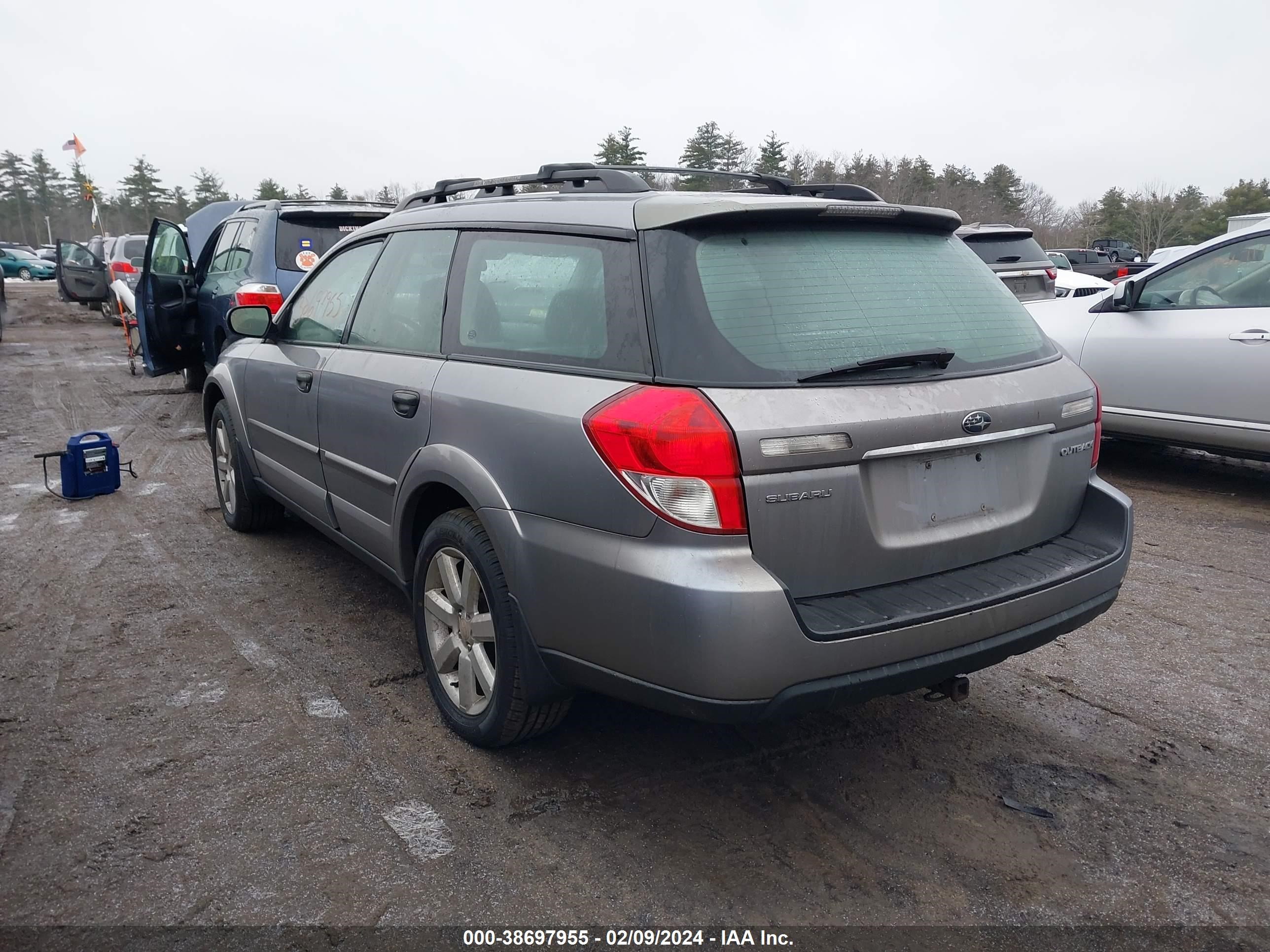 Photo 2 VIN: 4S4BP61C897310395 - SUBARU OUTBACK 