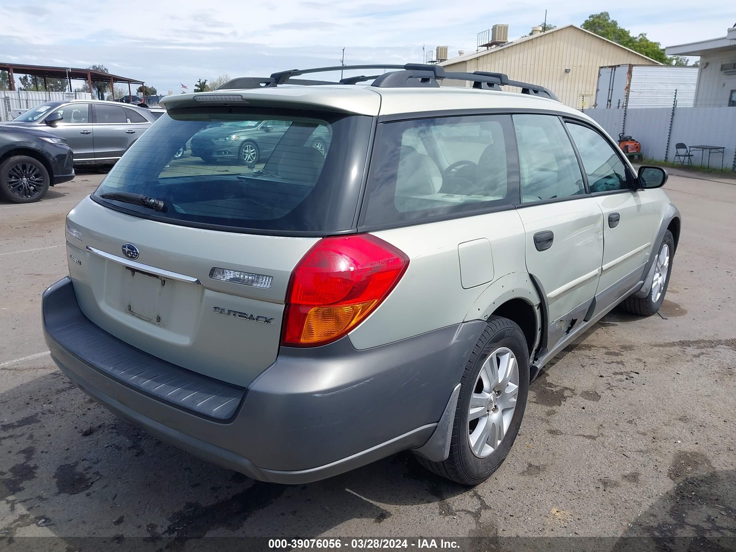 Photo 3 VIN: 4S4BP61C957388968 - SUBARU OUTBACK 