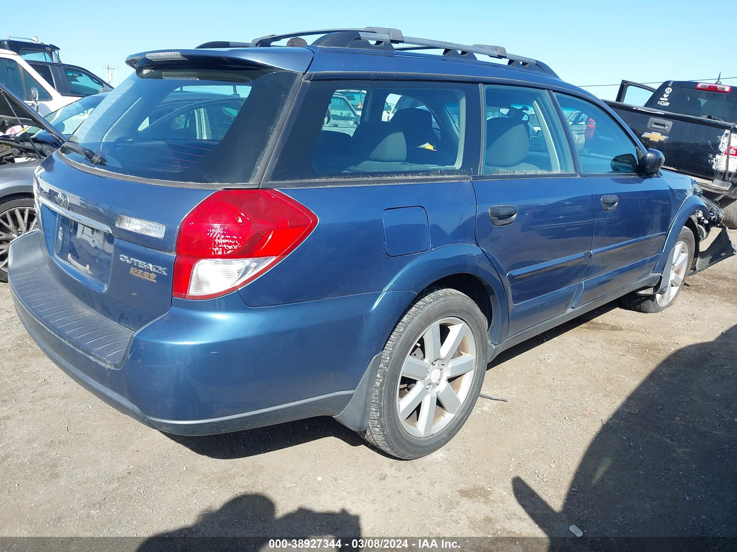 Photo 3 VIN: 4S4BP61C986328120 - SUBARU OUTBACK 