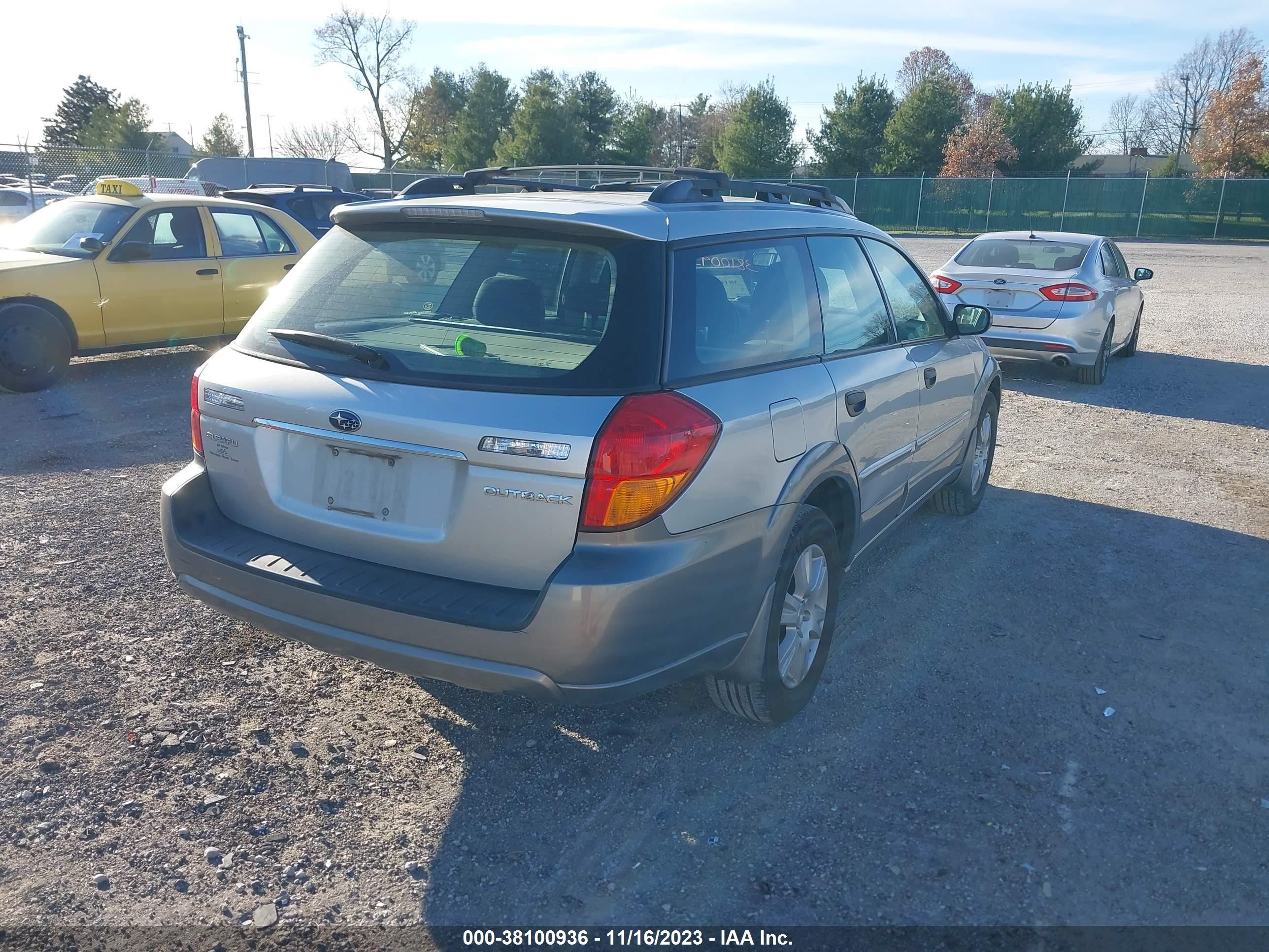 Photo 3 VIN: 4S4BP61CX57307704 - SUBARU OUTBACK 