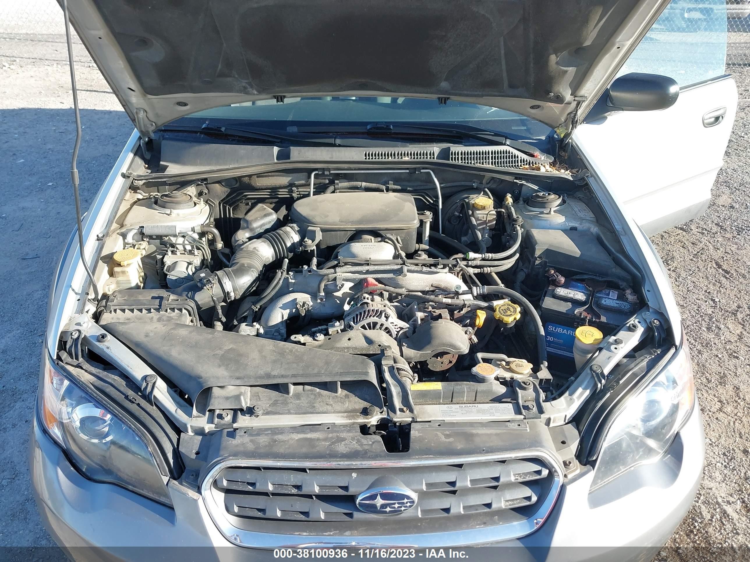 Photo 9 VIN: 4S4BP61CX57307704 - SUBARU OUTBACK 