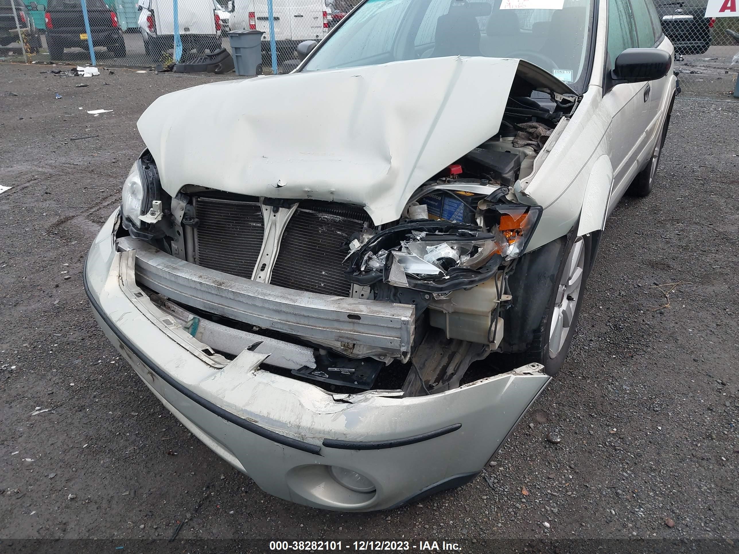 Photo 5 VIN: 4S4BP61CX67354409 - SUBARU LEGACY 