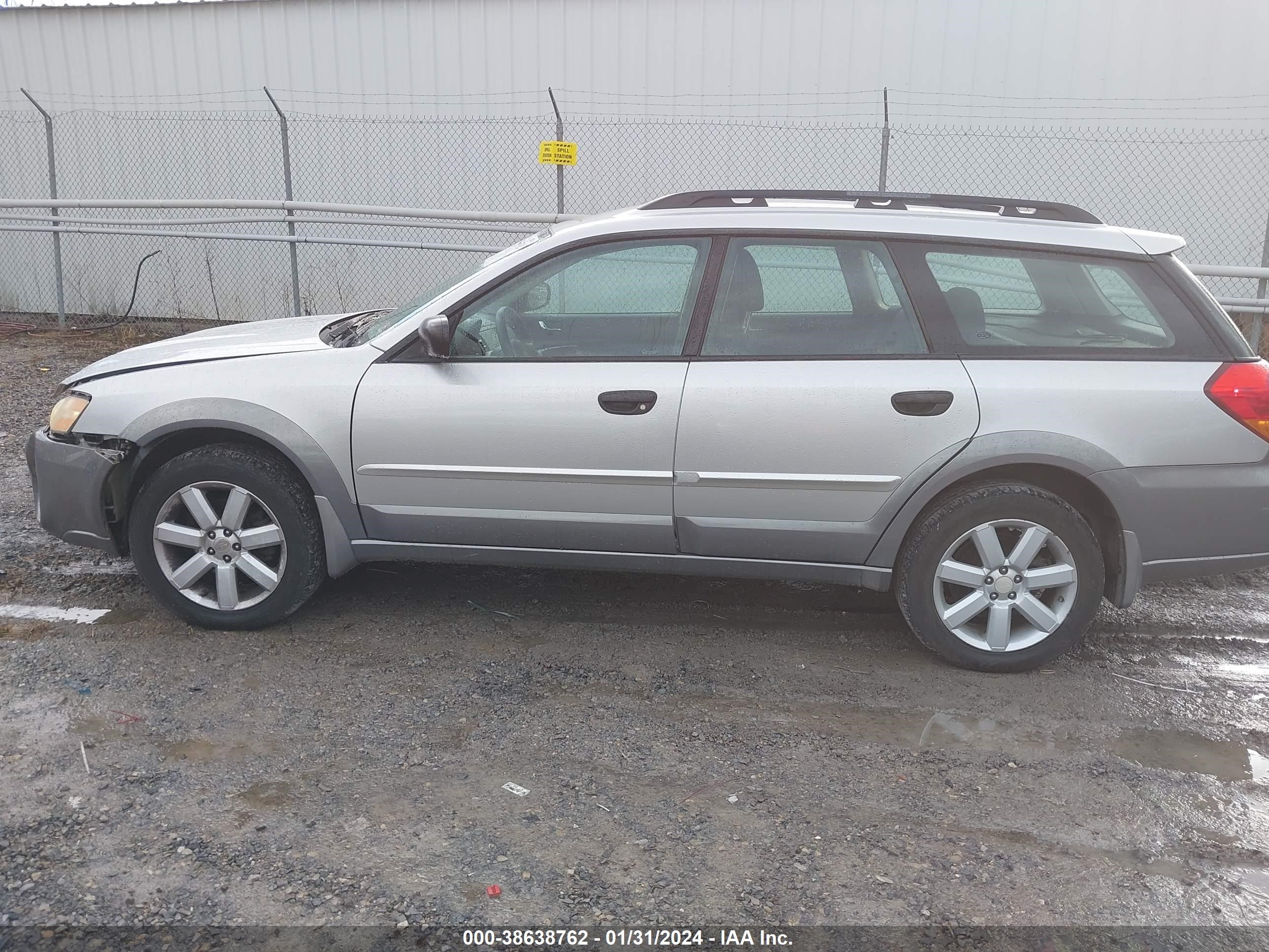 Photo 13 VIN: 4S4BP61CX77327258 - SUBARU OUTBACK 