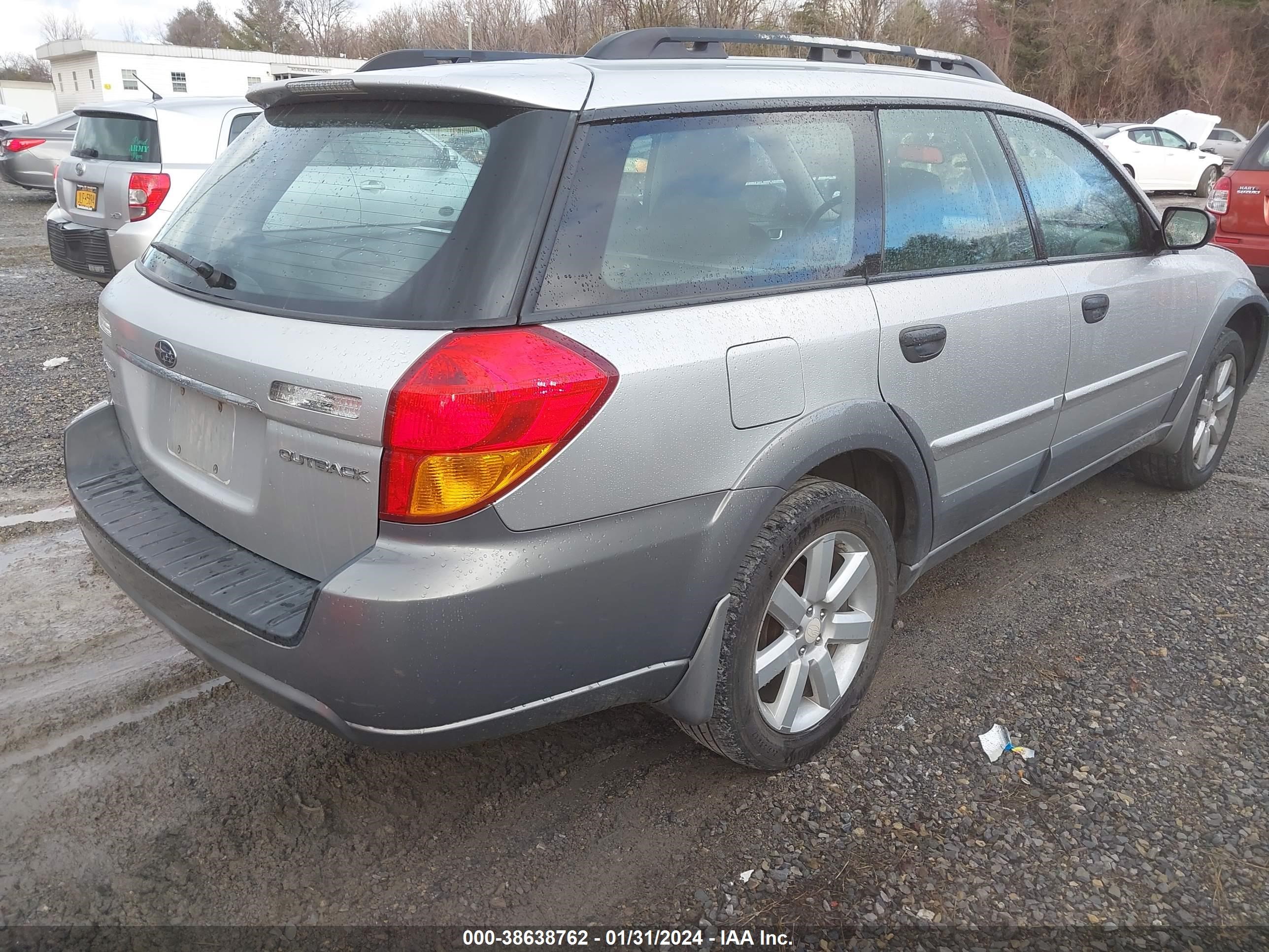 Photo 3 VIN: 4S4BP61CX77327258 - SUBARU OUTBACK 