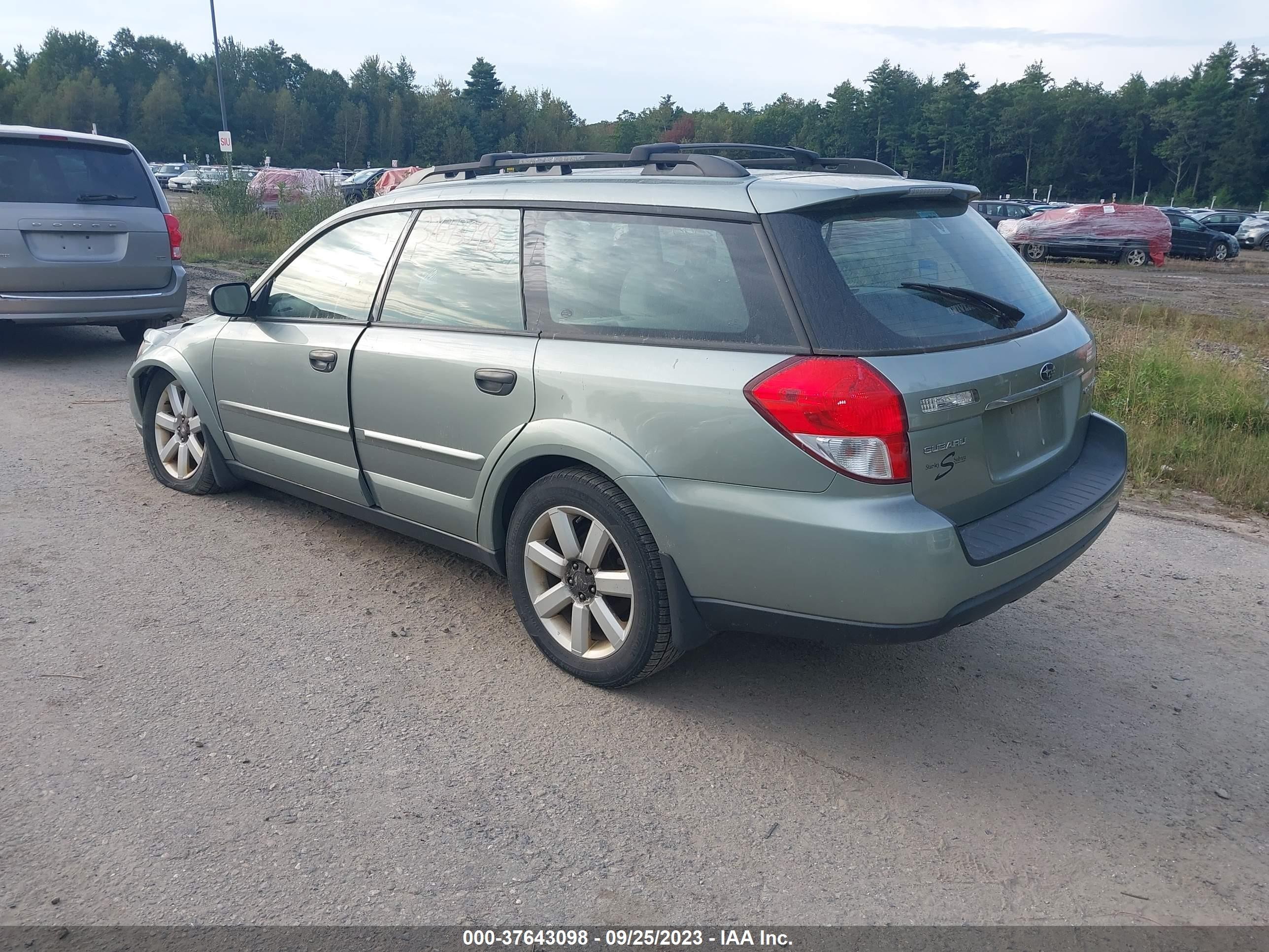 Photo 2 VIN: 4S4BP61CX97341177 - SUBARU OUTBACK 