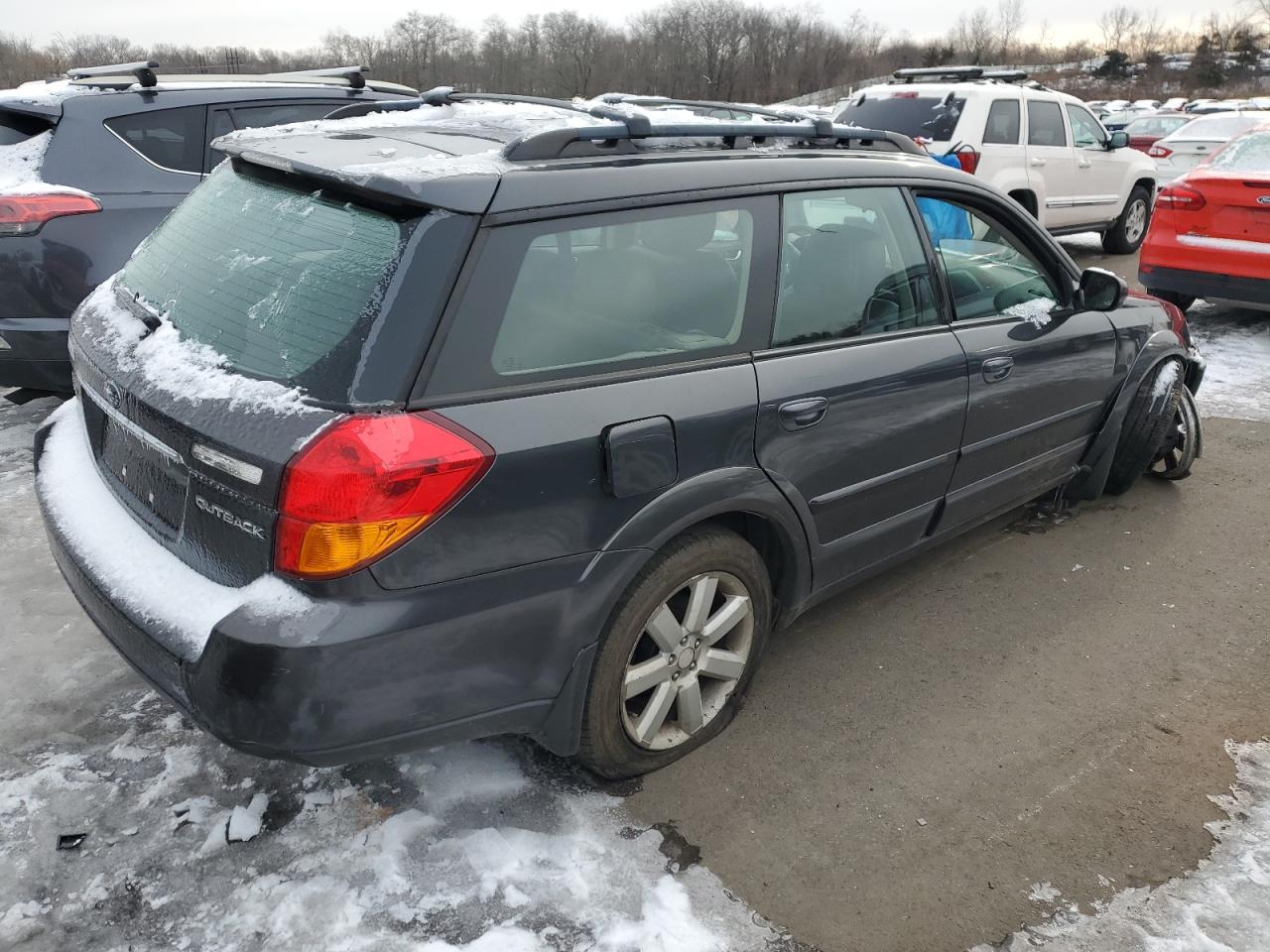 Photo 2 VIN: 4S4BP62C077301573 - SUBARU OUTBACK 