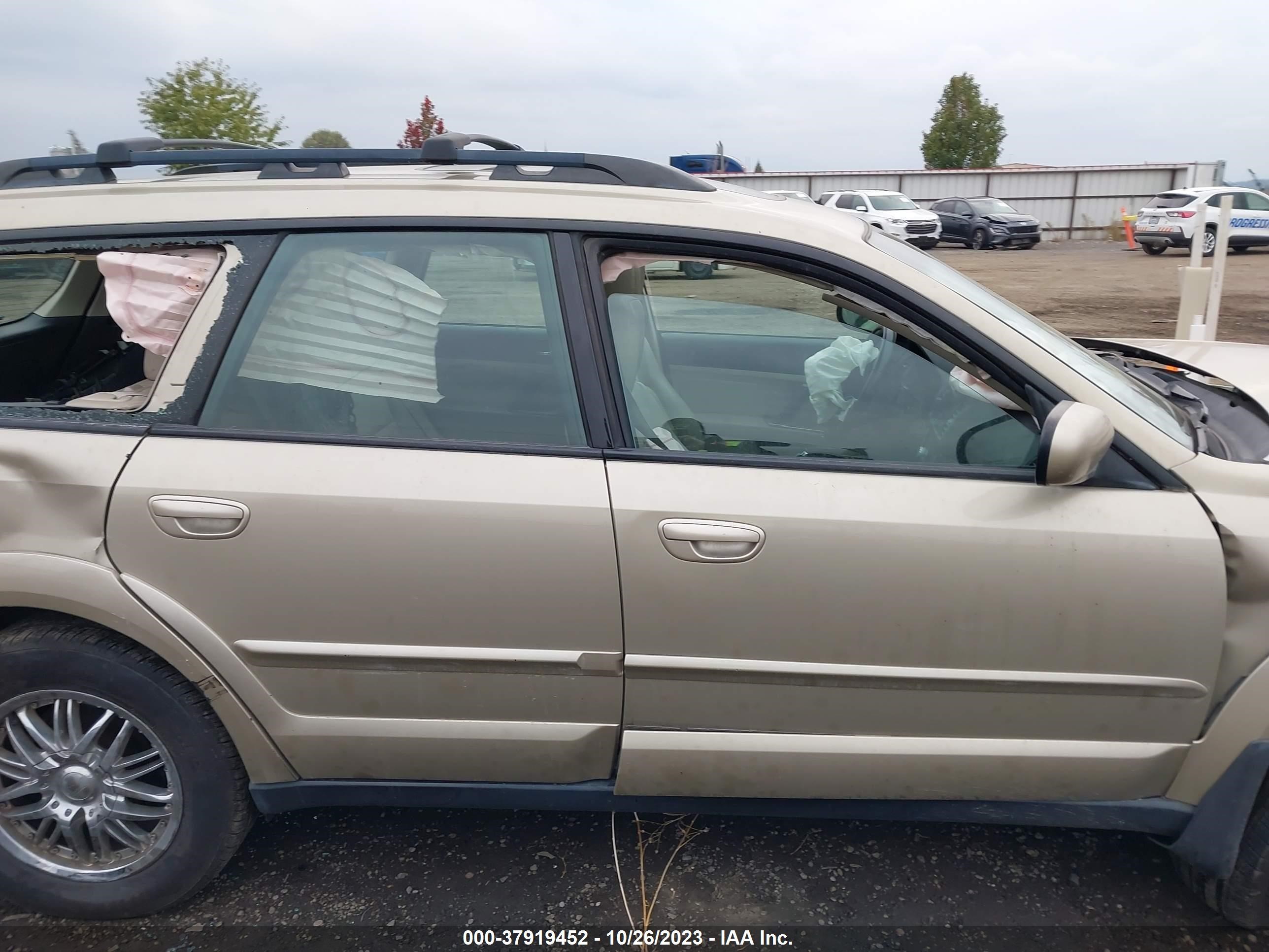 Photo 11 VIN: 4S4BP62C087319248 - SUBARU OUTBACK 