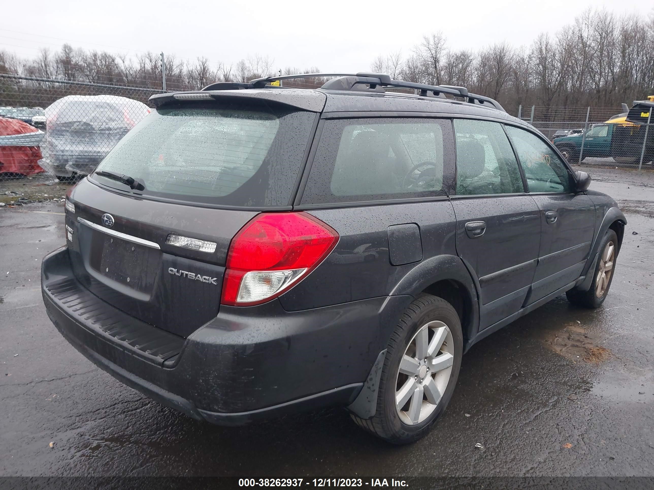 Photo 3 VIN: 4S4BP62C287308896 - SUBARU OUTBACK 