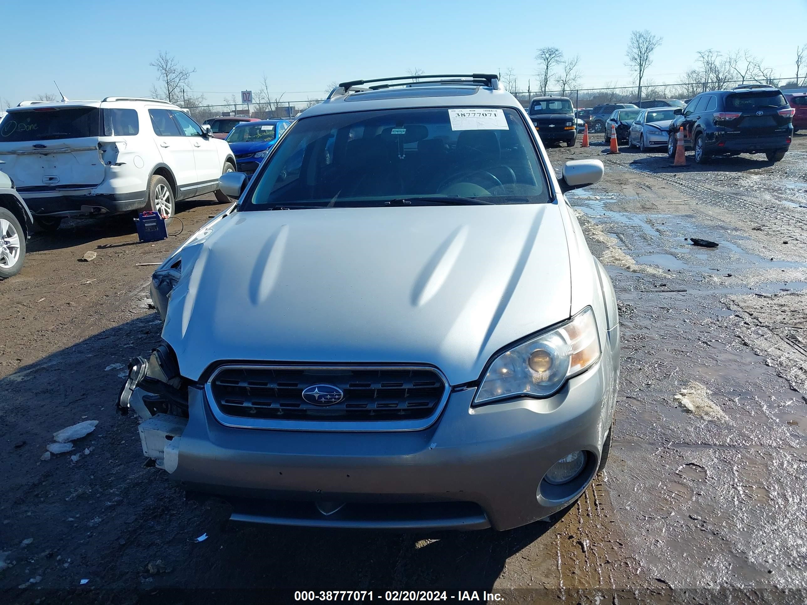 Photo 12 VIN: 4S4BP62C467311196 - SUBARU OUTBACK 