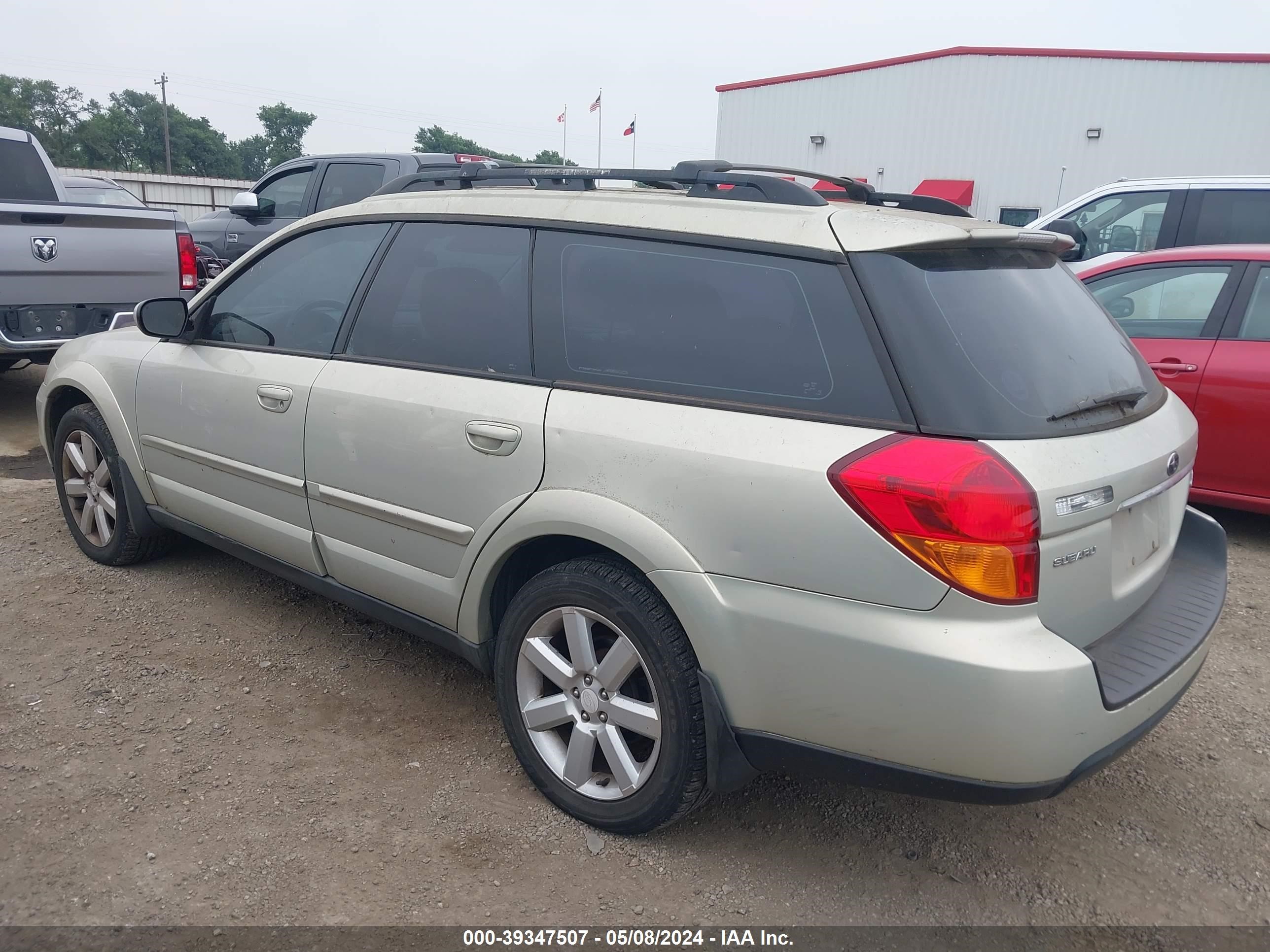 Photo 2 VIN: 4S4BP62C467347034 - SUBARU OUTBACK 