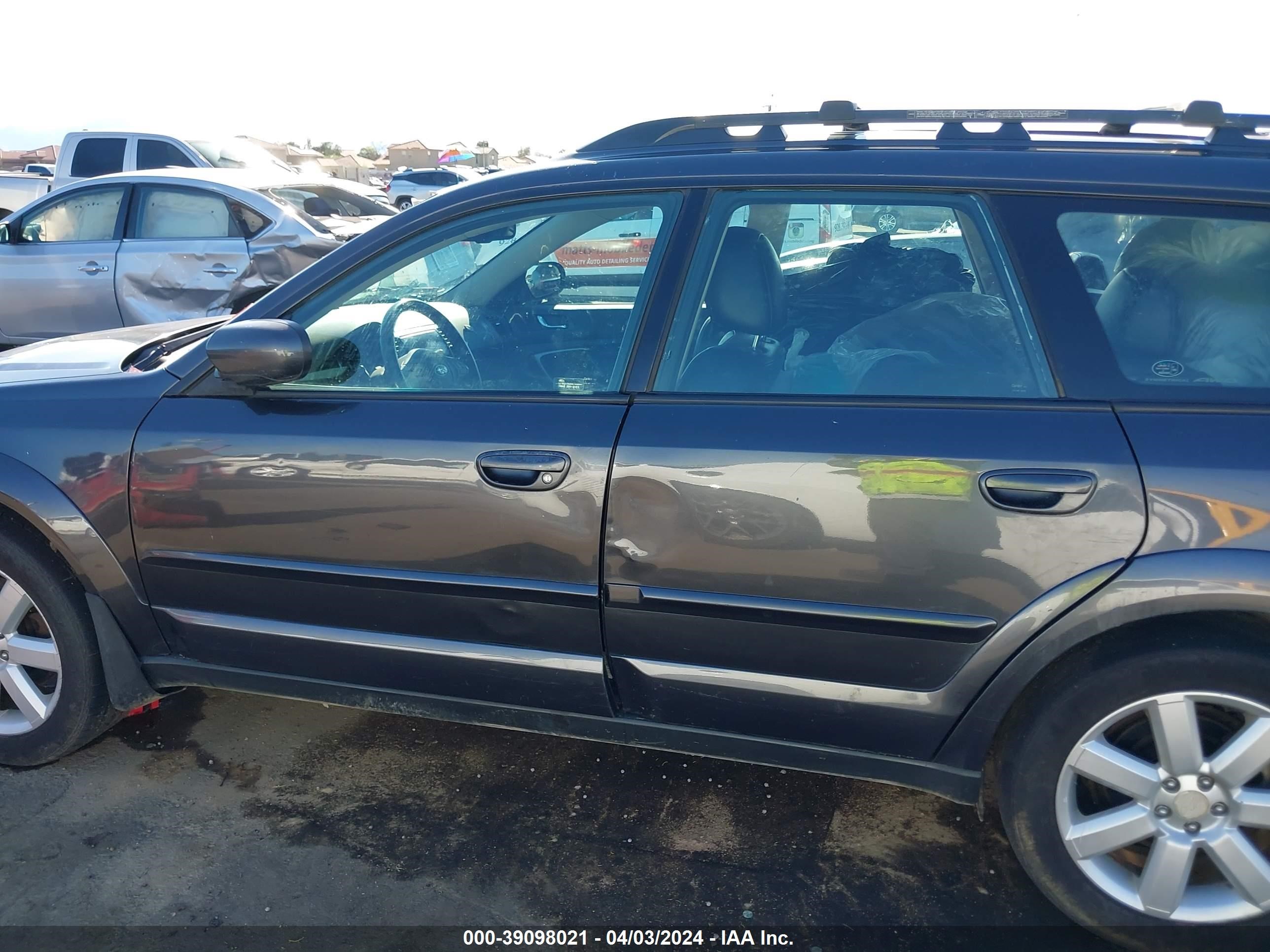 Photo 13 VIN: 4S4BP62C787335057 - SUBARU OUTBACK 