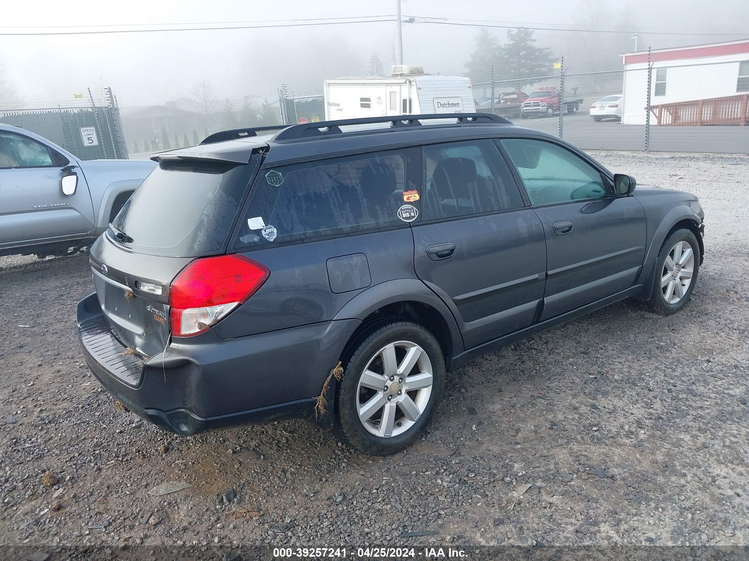 Photo 3 VIN: 4S4BP62C787340971 - SUBARU OUTBACK 