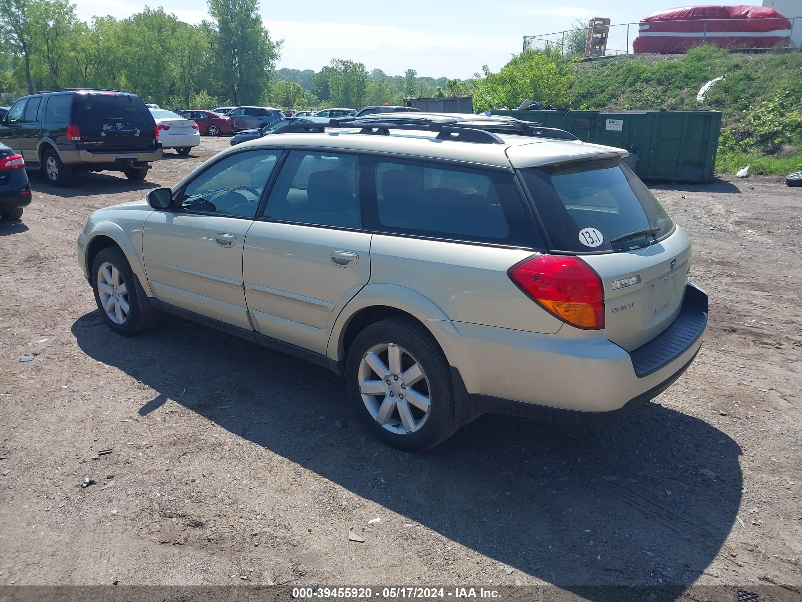 Photo 2 VIN: 4S4BP62C867337204 - SUBARU OUTBACK 