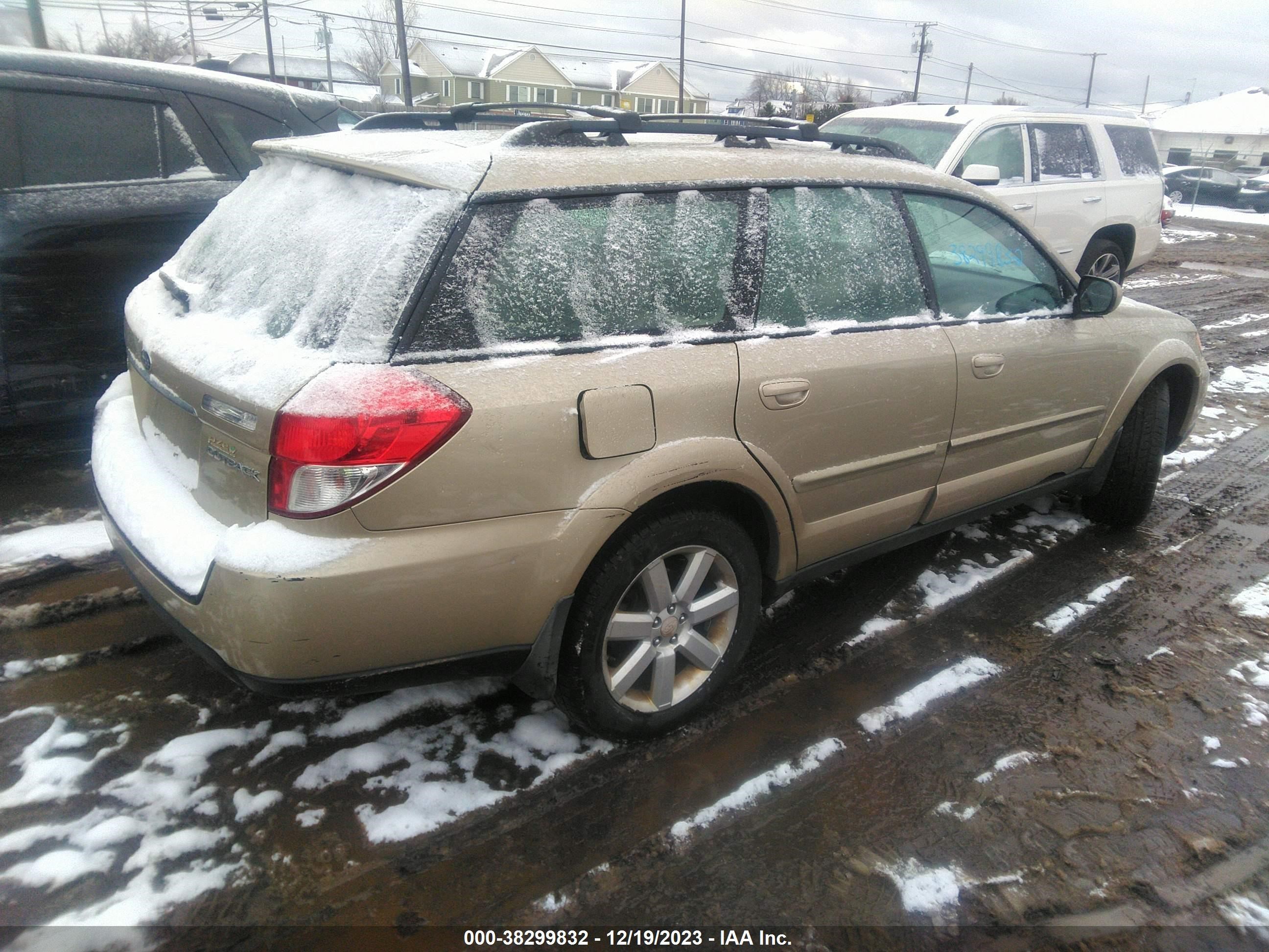 Photo 3 VIN: 4S4BP62C887309910 - SUBARU OUTBACK 