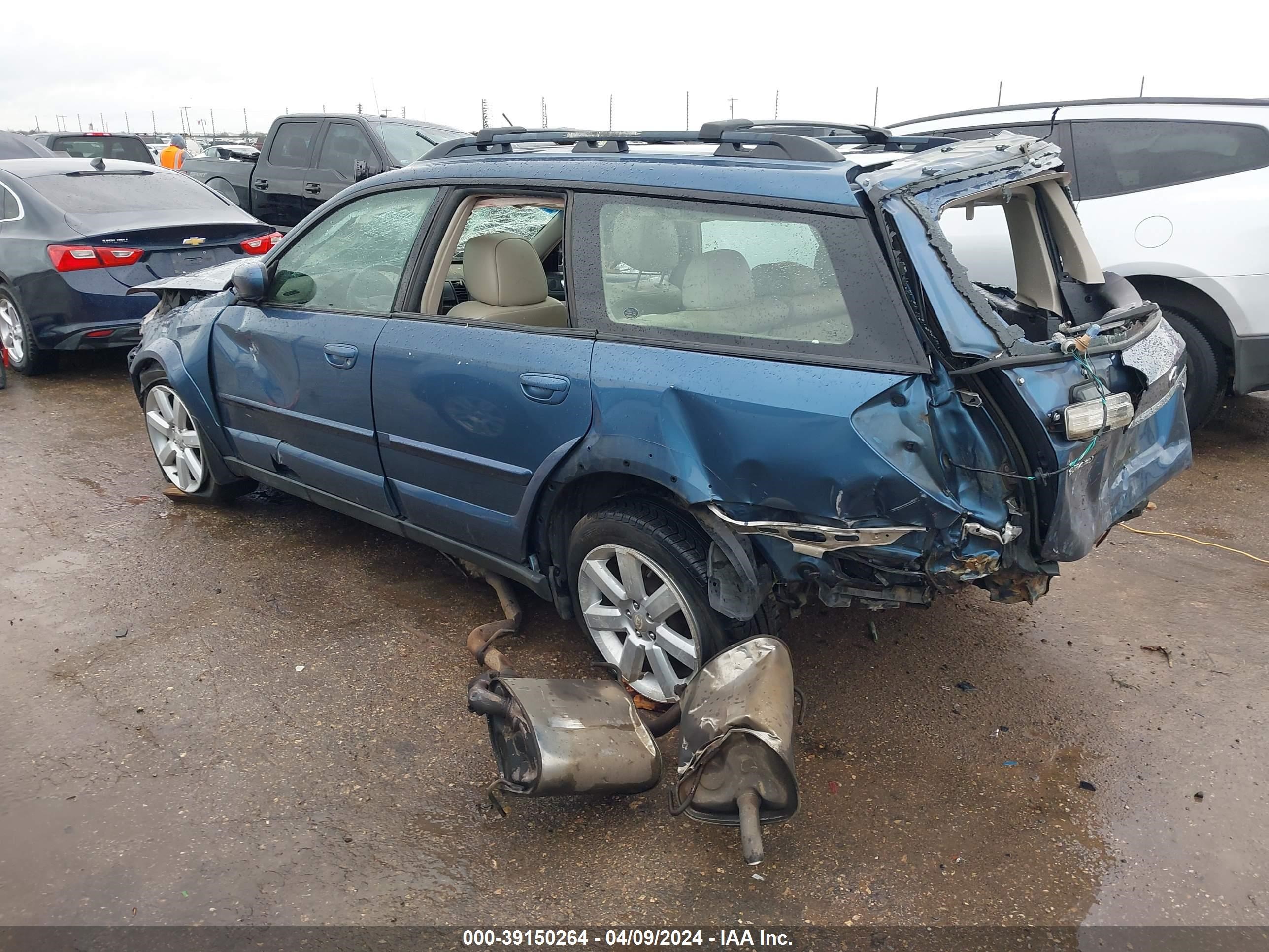 Photo 2 VIN: 4S4BP62C967354352 - SUBARU OUTBACK 