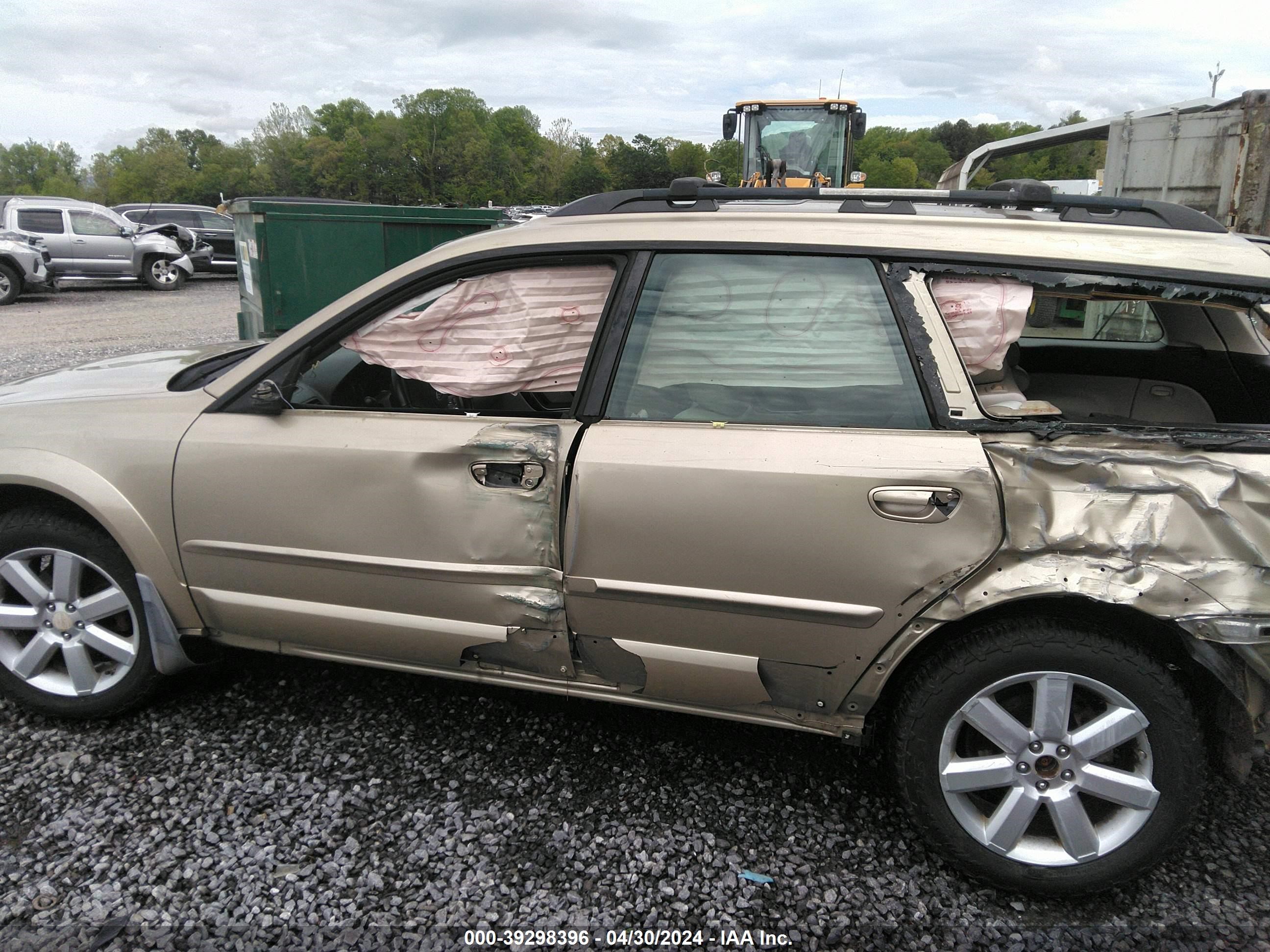 Photo 13 VIN: 4S4BP62CX87308029 - SUBARU OUTBACK 