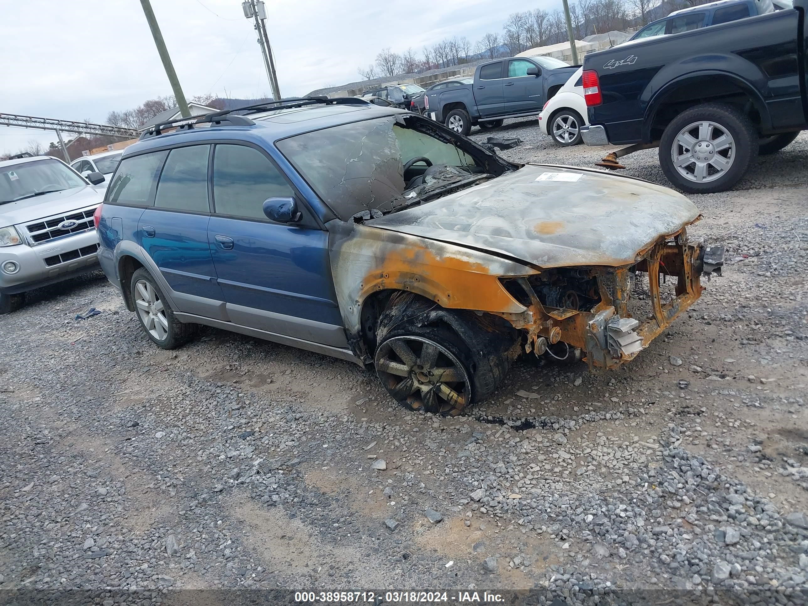 Photo 0 VIN: 4S4BP62CX87356338 - SUBARU OUTBACK 