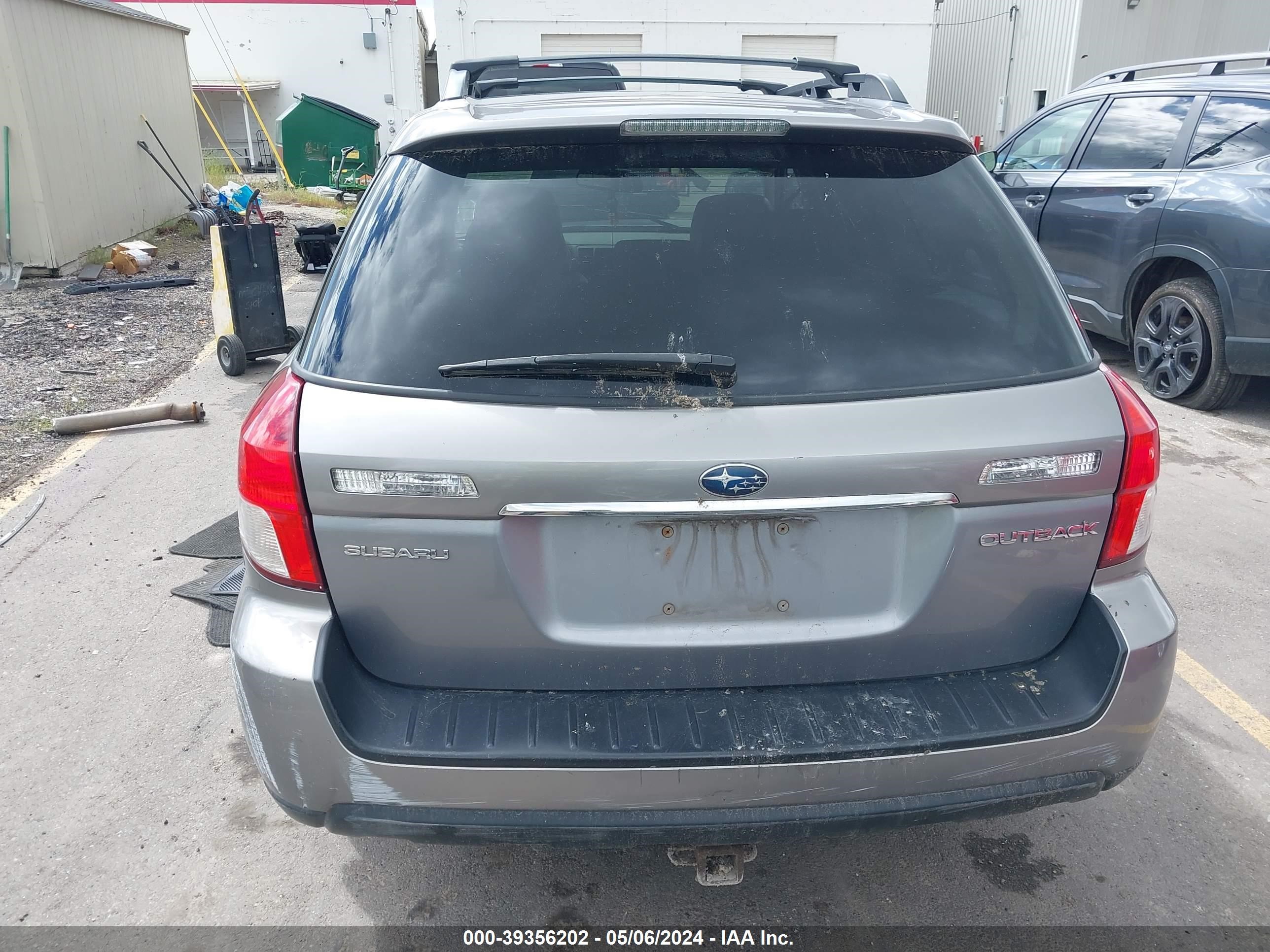 Photo 16 VIN: 4S4BP66C497337179 - SUBARU OUTBACK 