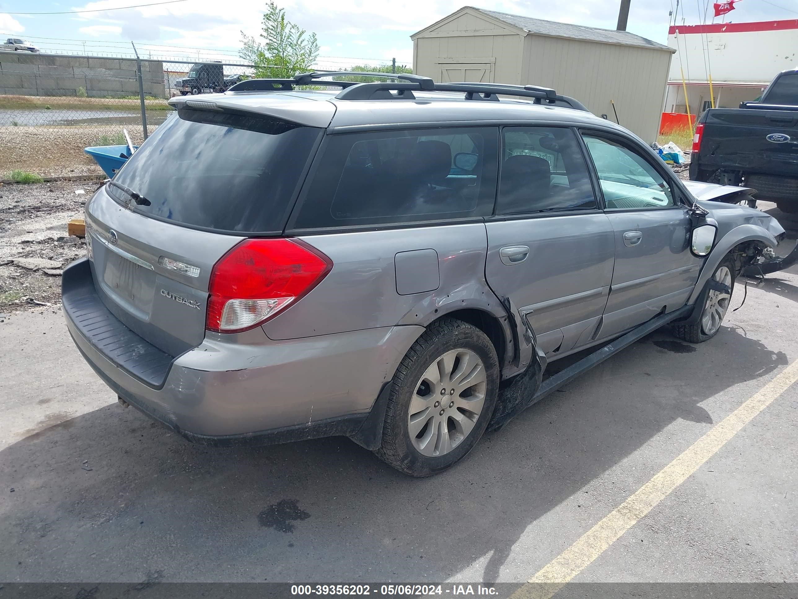 Photo 3 VIN: 4S4BP66C497337179 - SUBARU OUTBACK 