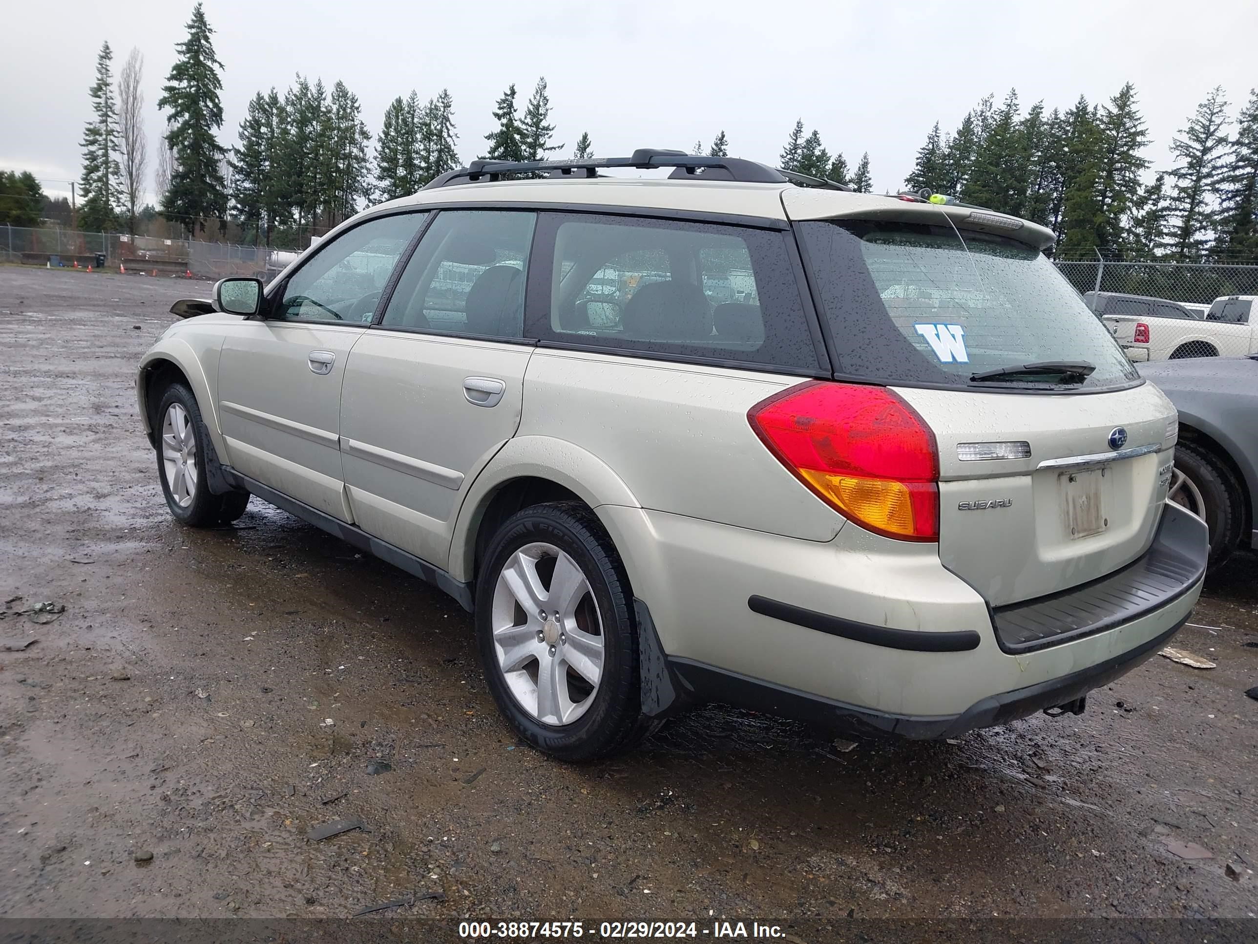 Photo 2 VIN: 4S4BP67C056324766 - SUBARU OUTBACK 