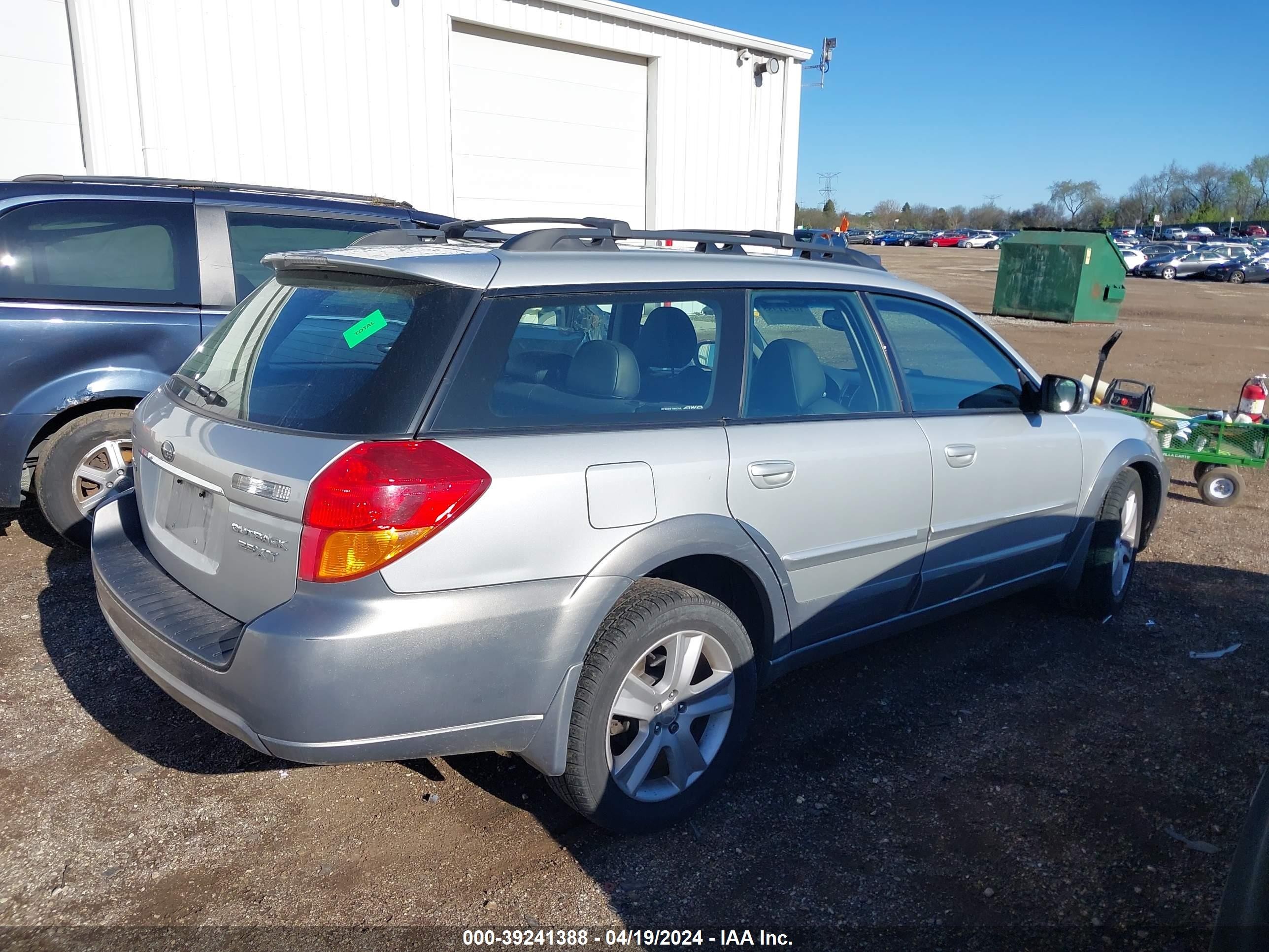 Photo 3 VIN: 4S4BP67C154366410 - SUBARU OUTBACK 