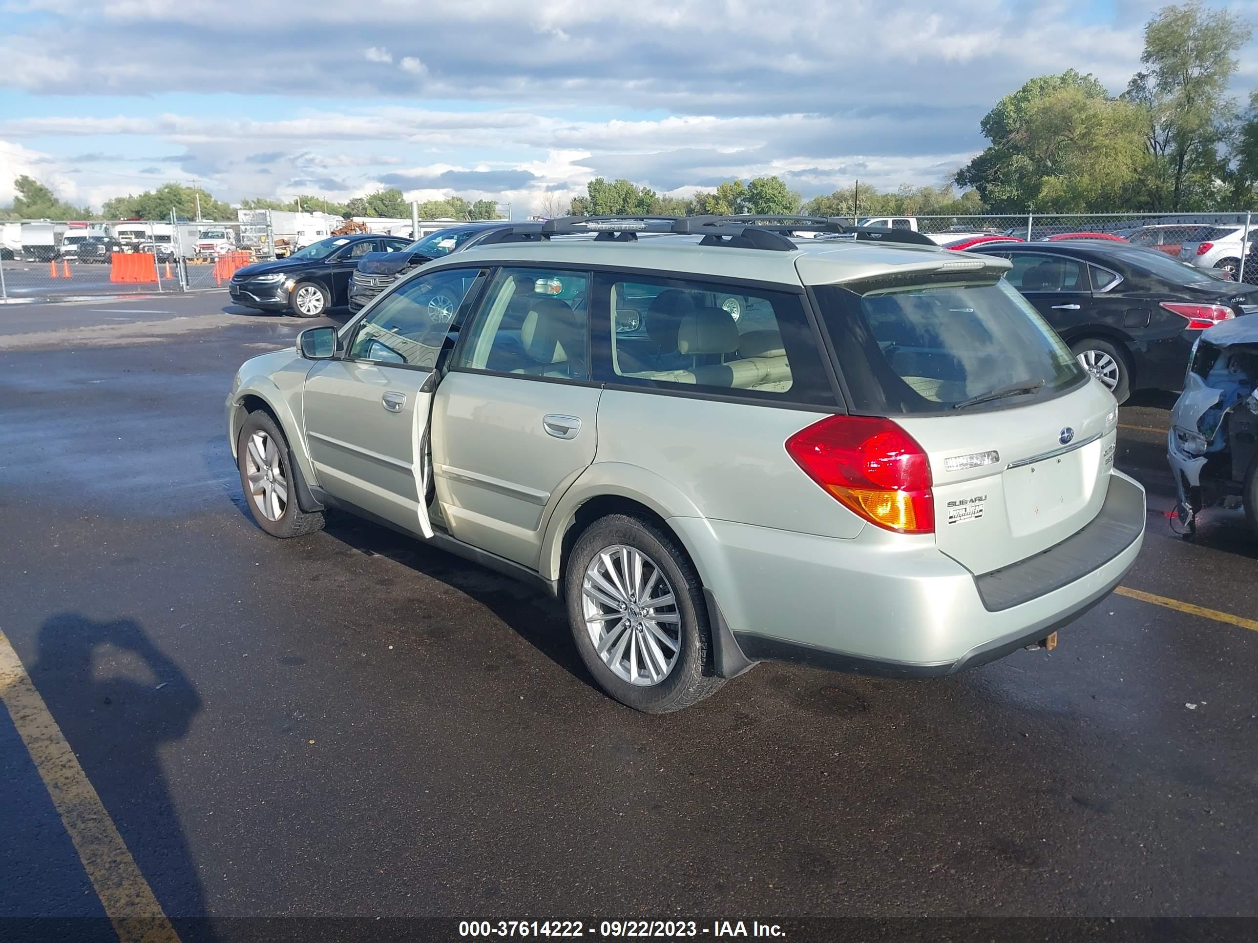 Photo 2 VIN: 4S4BP67C956381855 - SUBARU LEGACY 