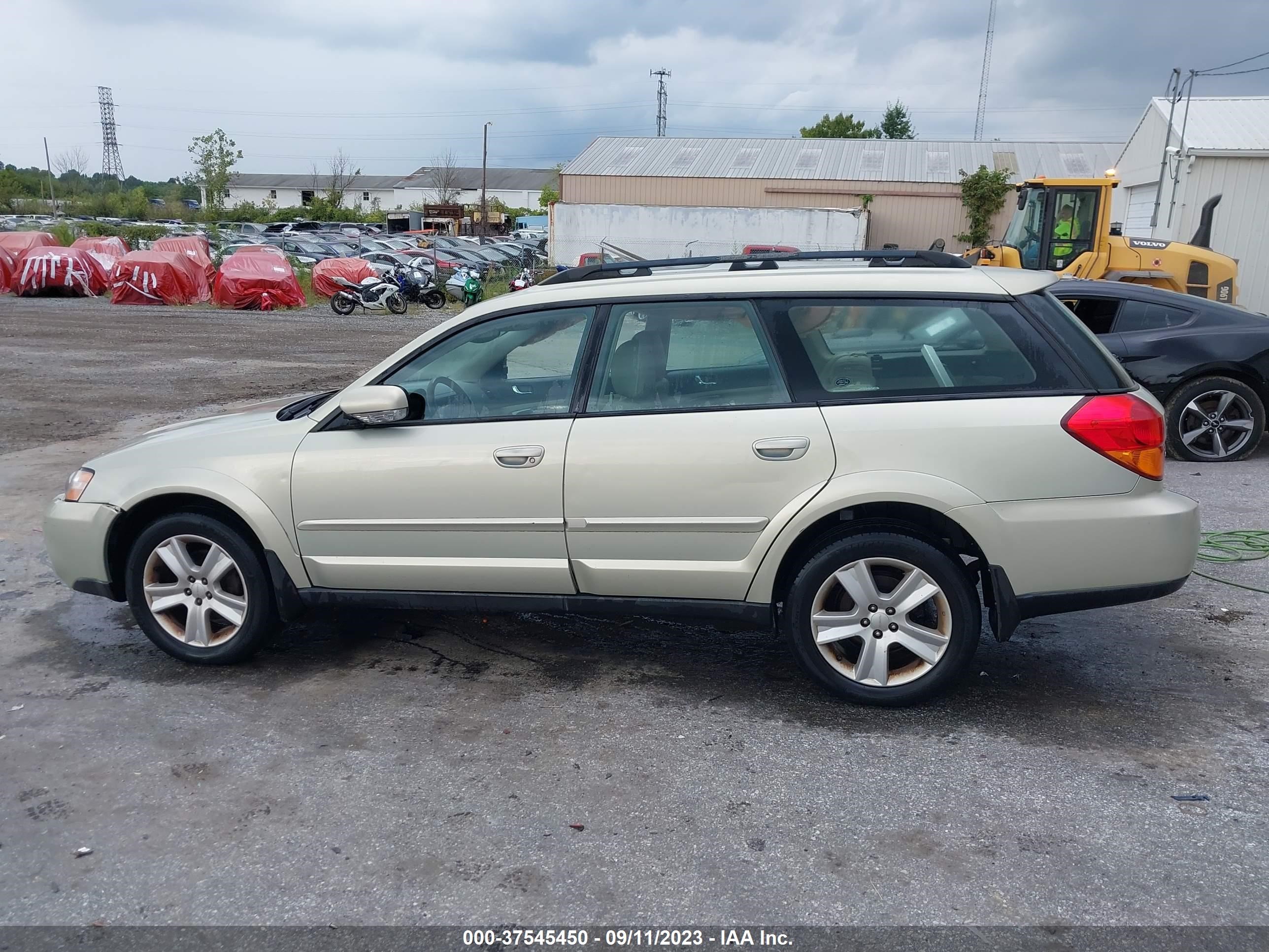 Photo 13 VIN: 4S4BP85C054373833 - SUBARU LEGACY 