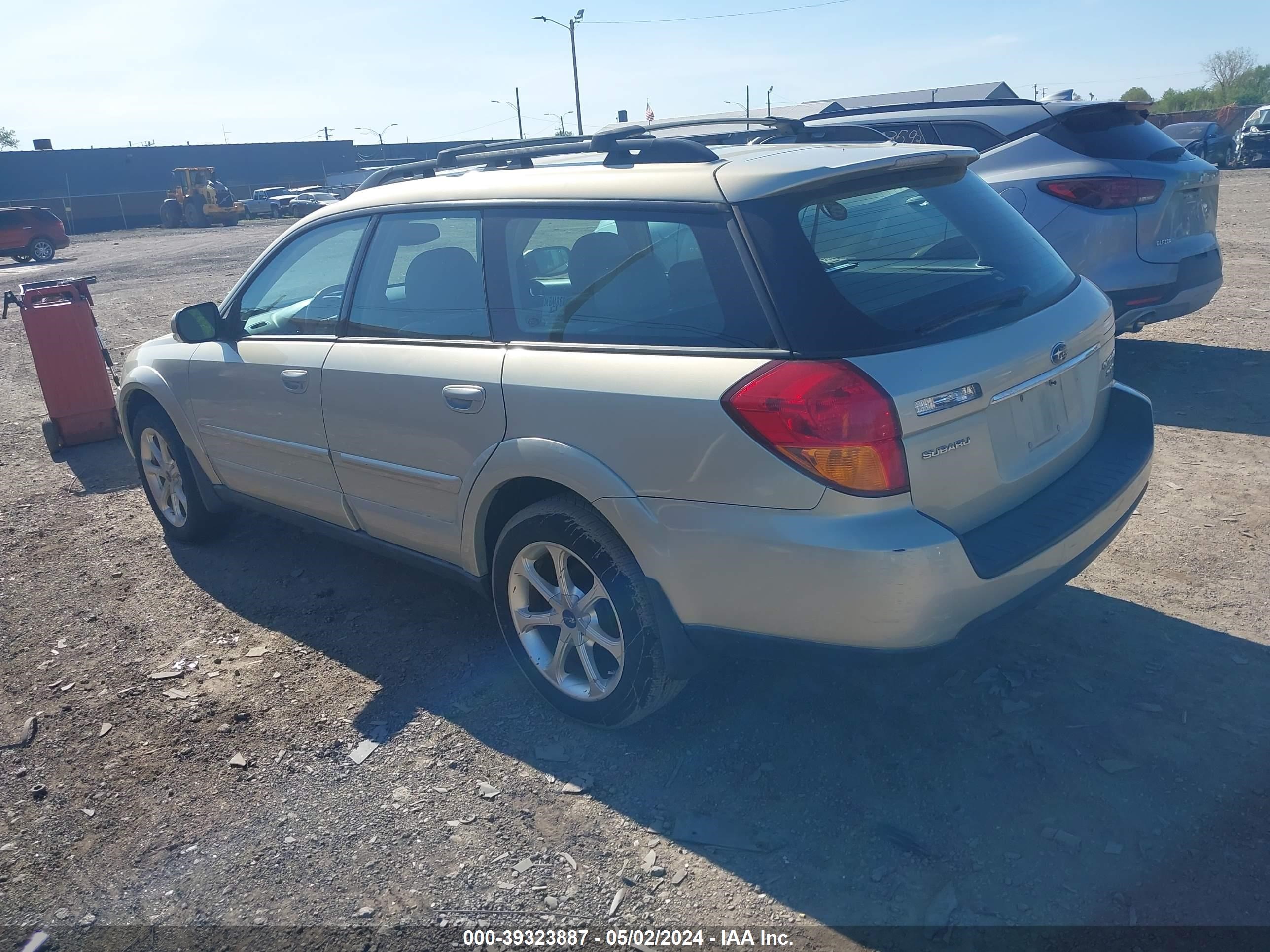 Photo 2 VIN: 4S4BP85C754375434 - SUBARU OUTBACK 