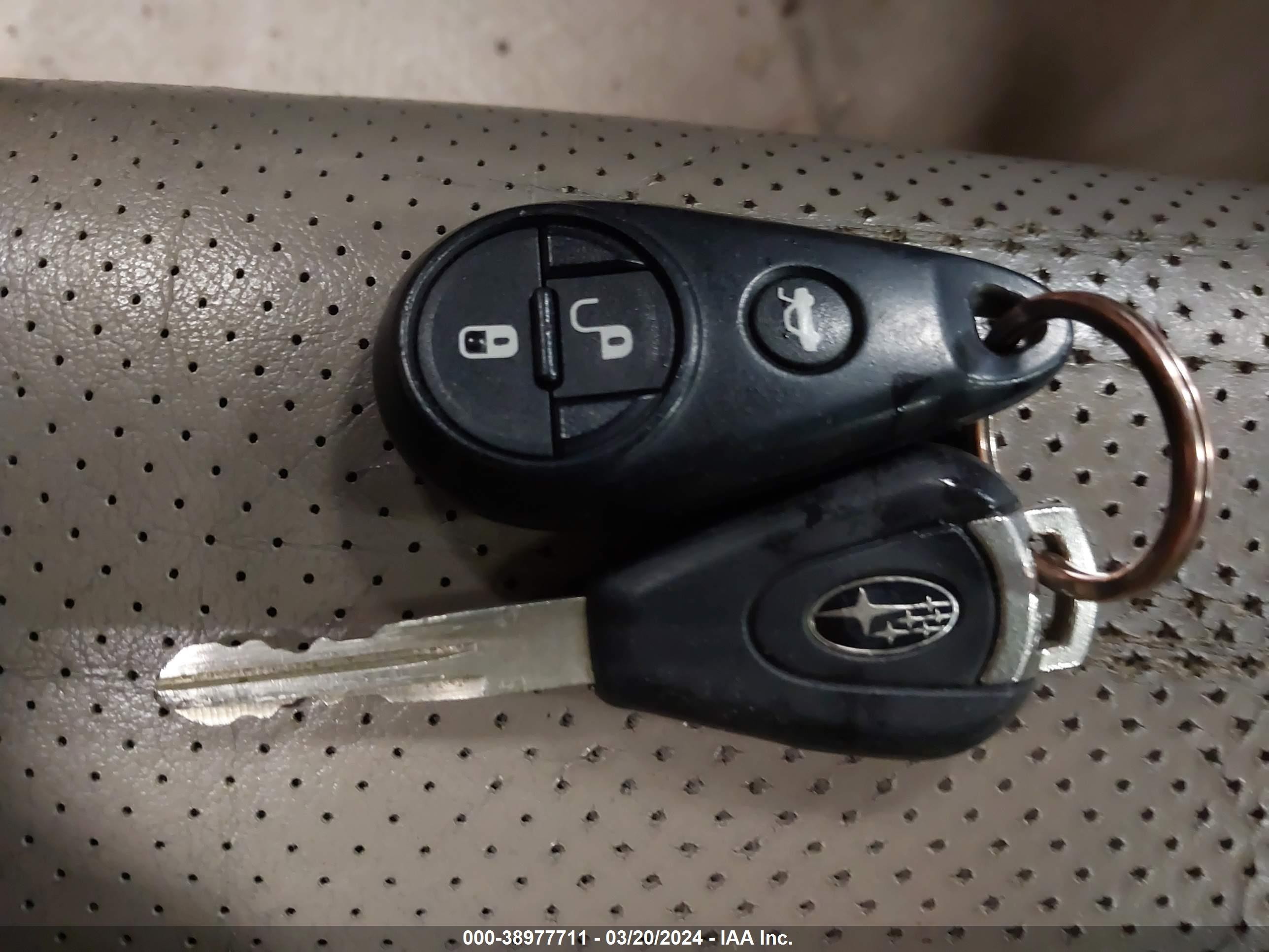 Photo 10 VIN: 4S4BP86C264327095 - SUBARU OUTBACK 